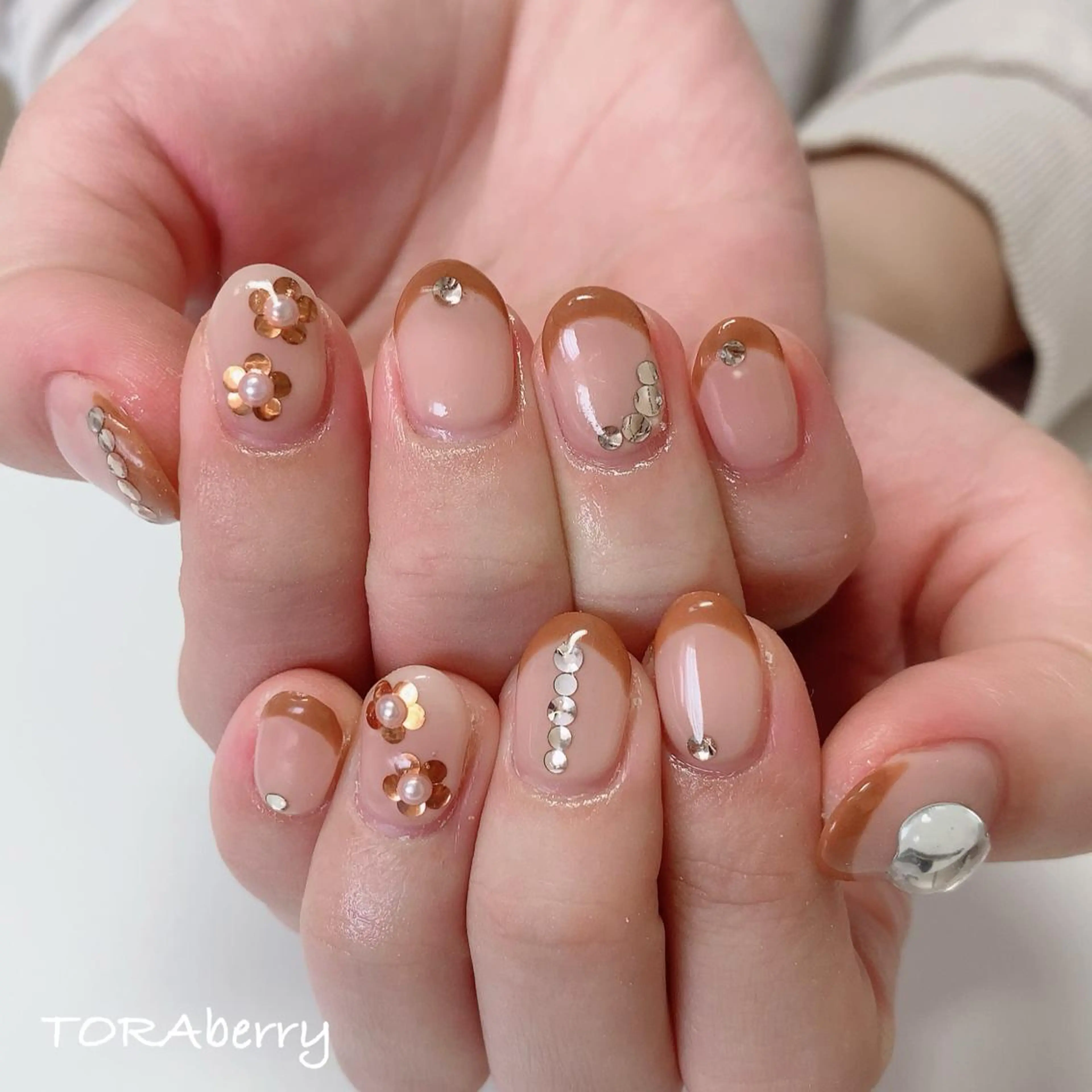 ネイル ハンドネイル ネイリスト なつみのネイルデザイン