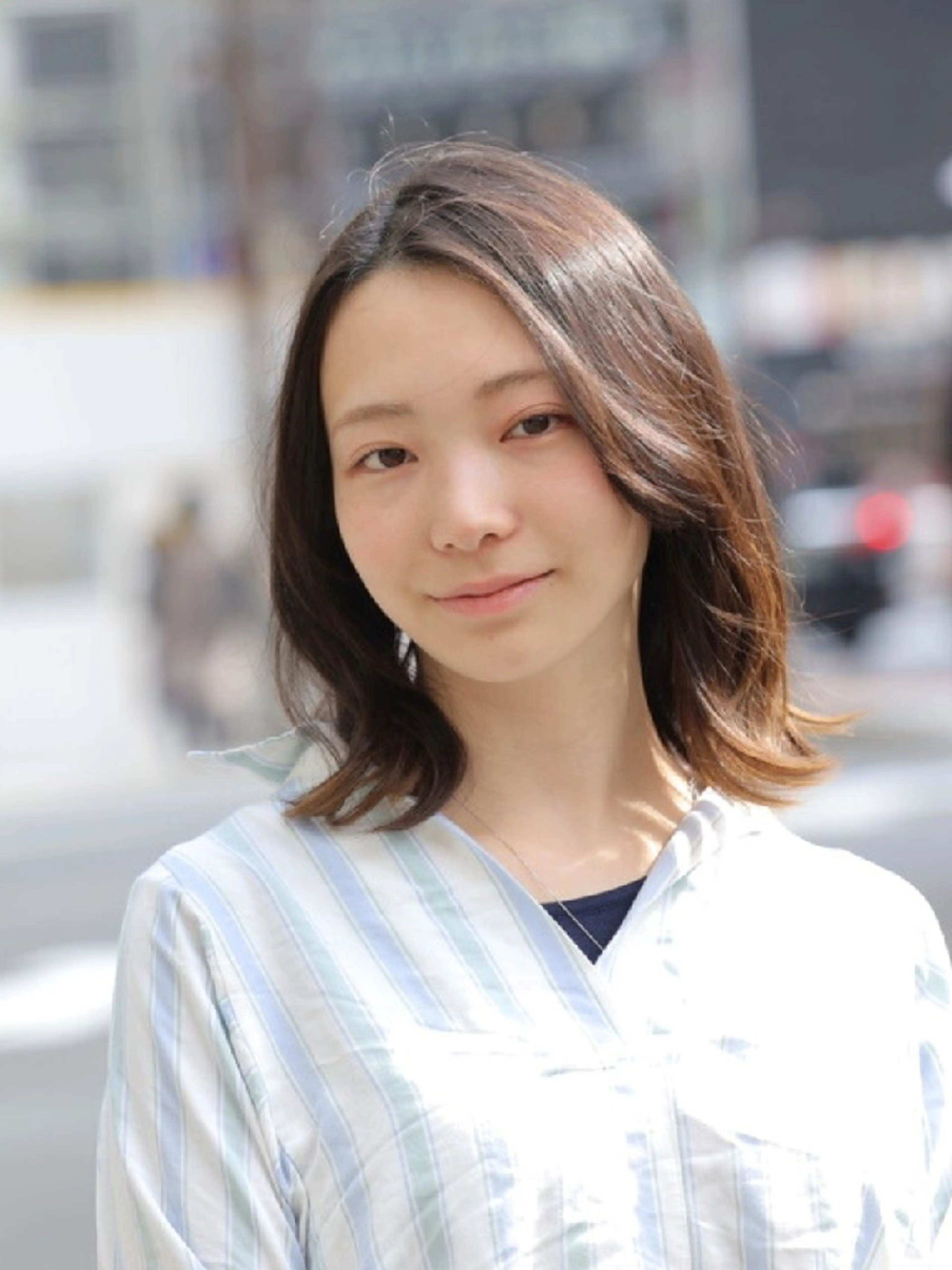 ミディアム ヘアアレンジ ❇️安達 優心❇️ レイヤー/艶髪特化のヘアスタイル