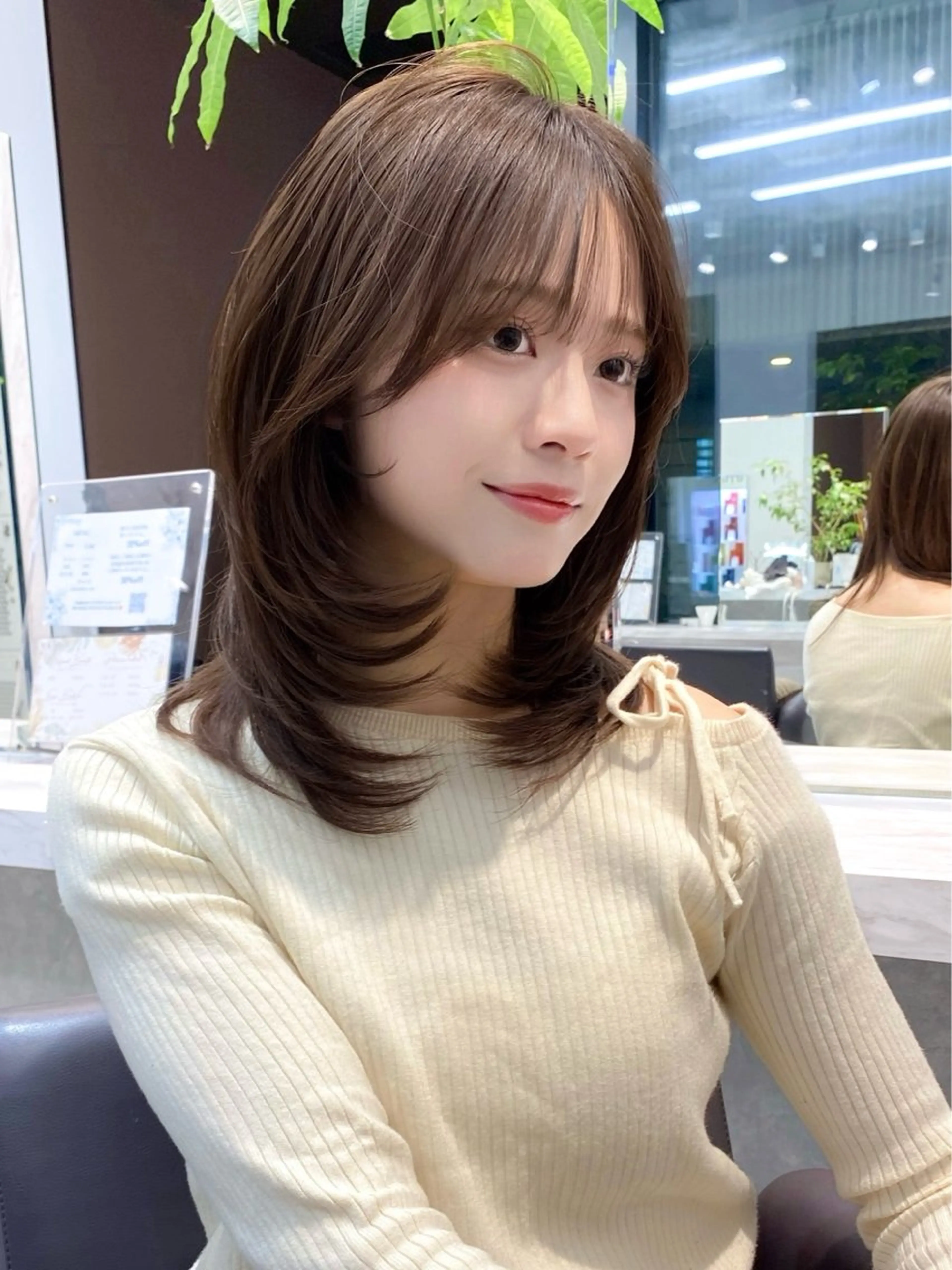 ミディアム レイヤーカット 小顔カット カット ヘアカラー 🌙レイヤー/透明感 髪質改善/宮田💫のヘアスタイル