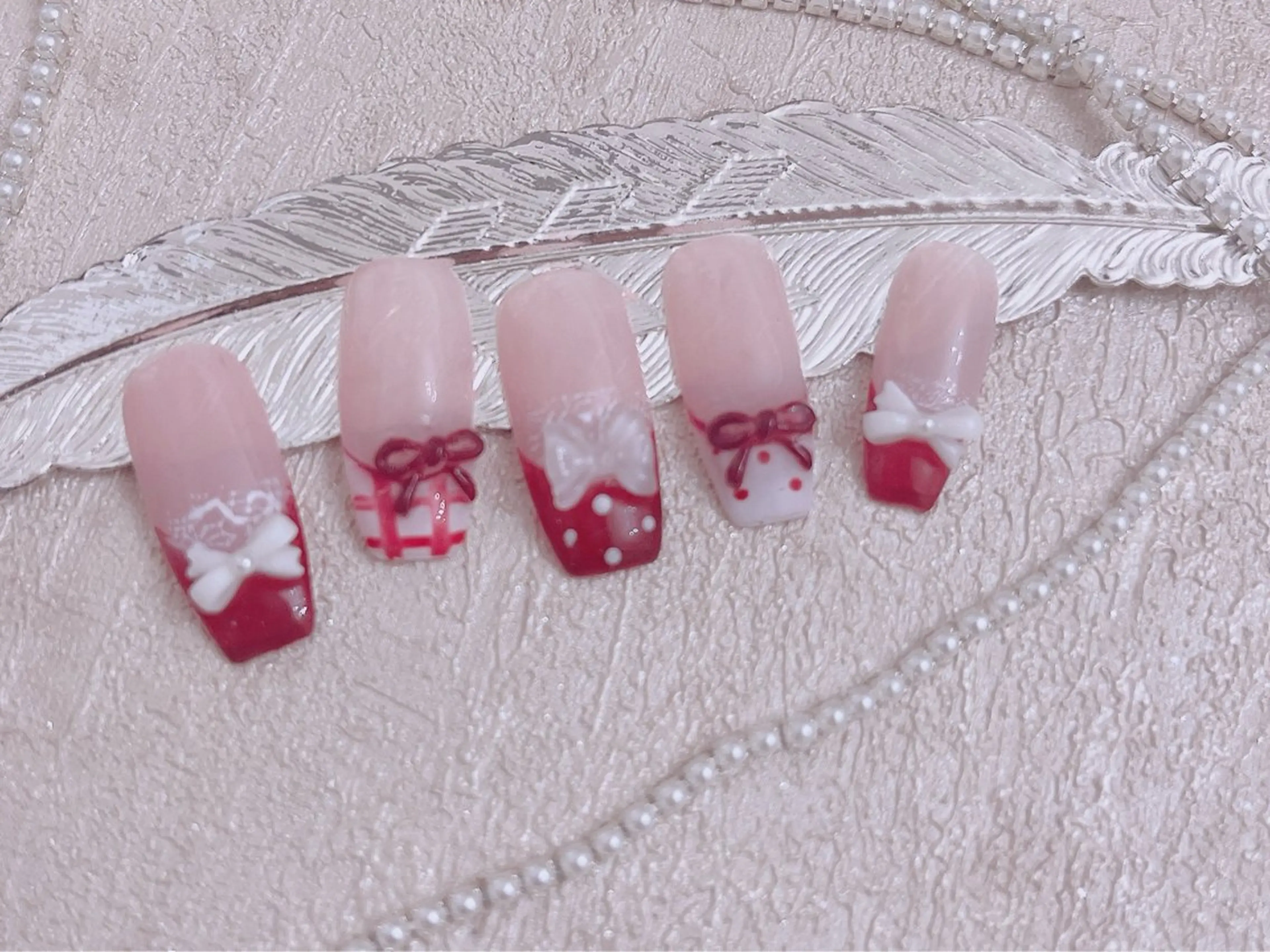 ネイル KARI ネイルサロンのネイルデザイン