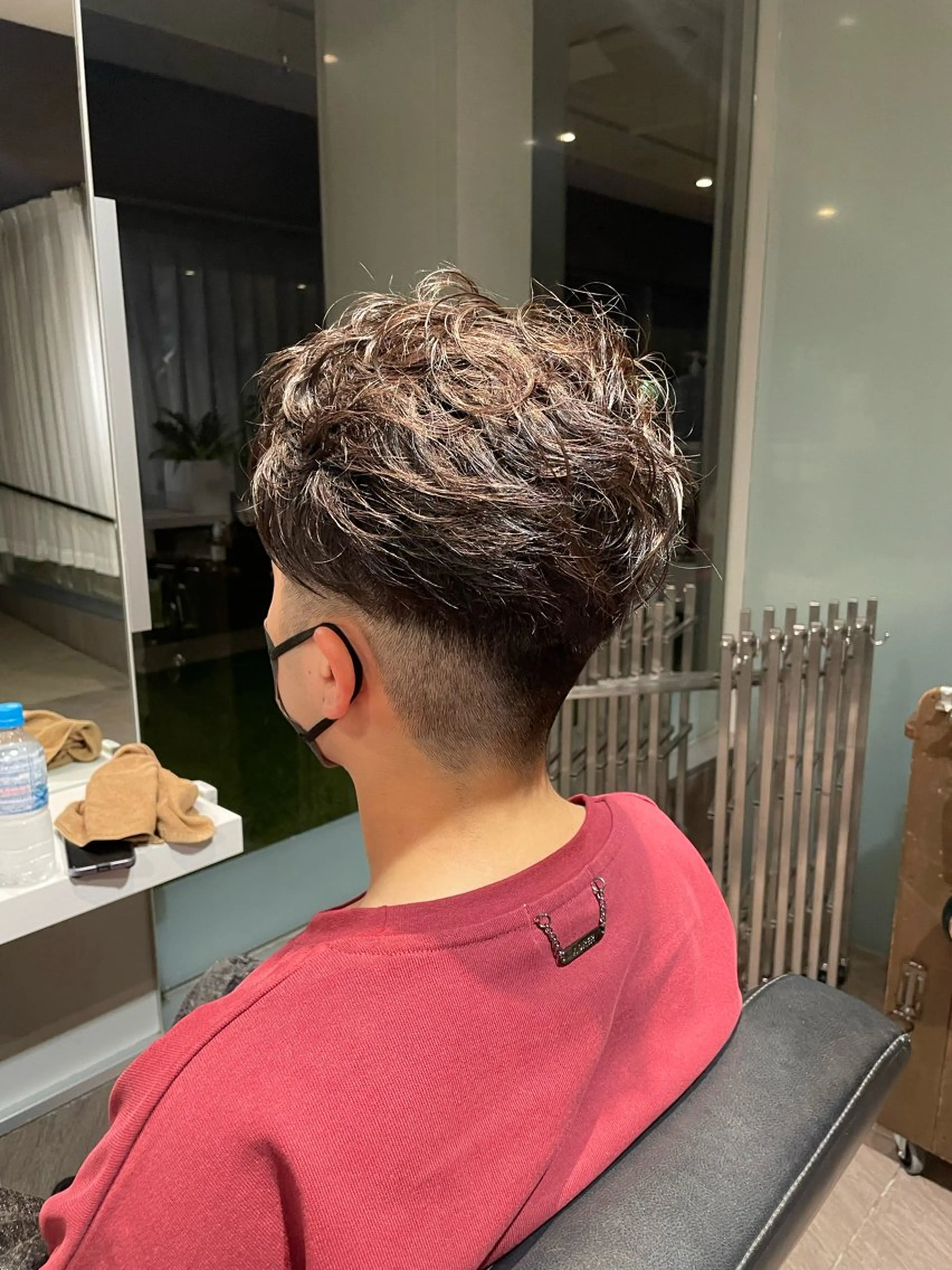 ショート メンズ くせ毛 カット ヘアセット レイヤーカット/顔 周りカット/髪質改善のヘアスタイル