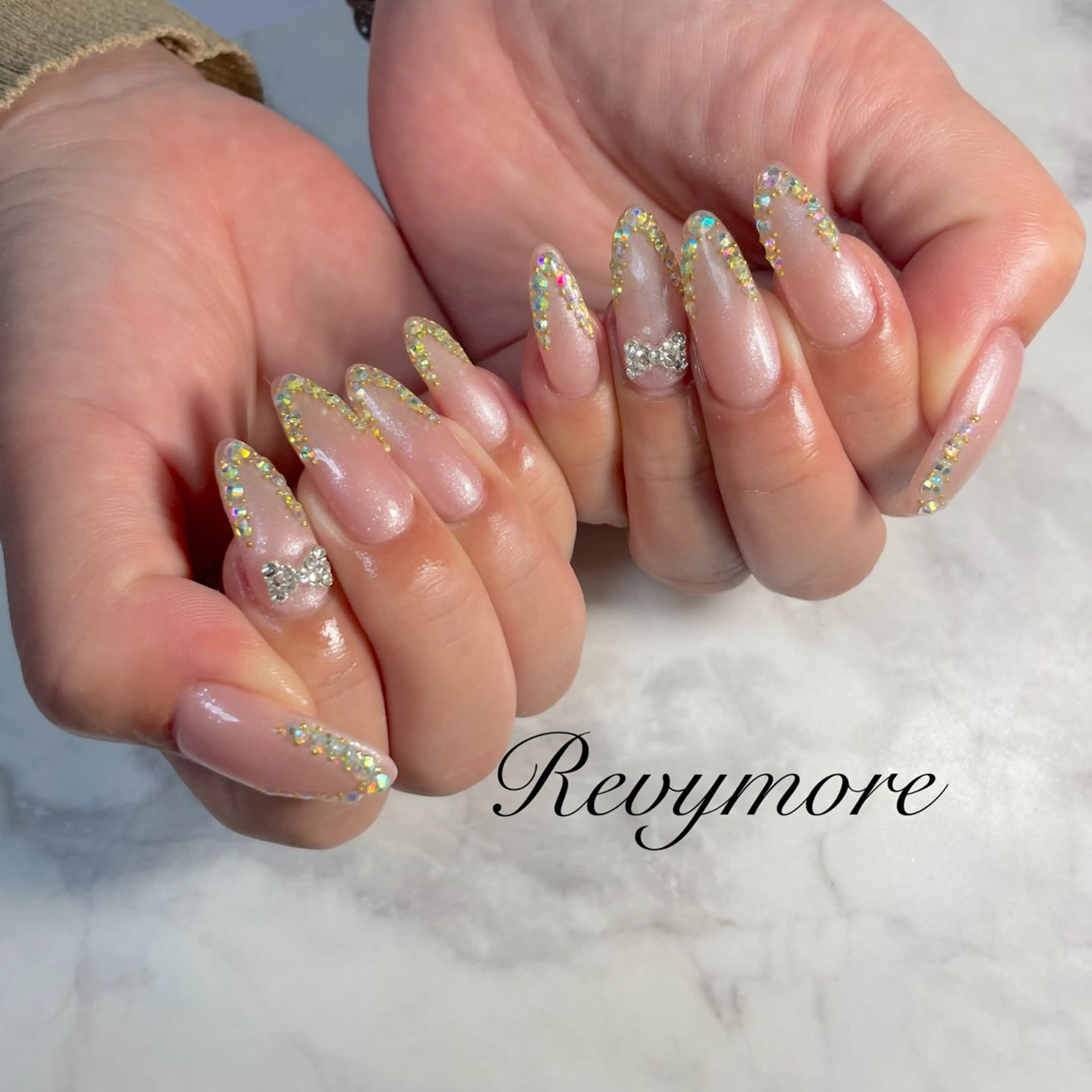 ネイル フレンチネイル ジェルネイル キラキラネイル 韓国ネイル ニュアンスネイル nail salon Revymoreのネイルデザイン