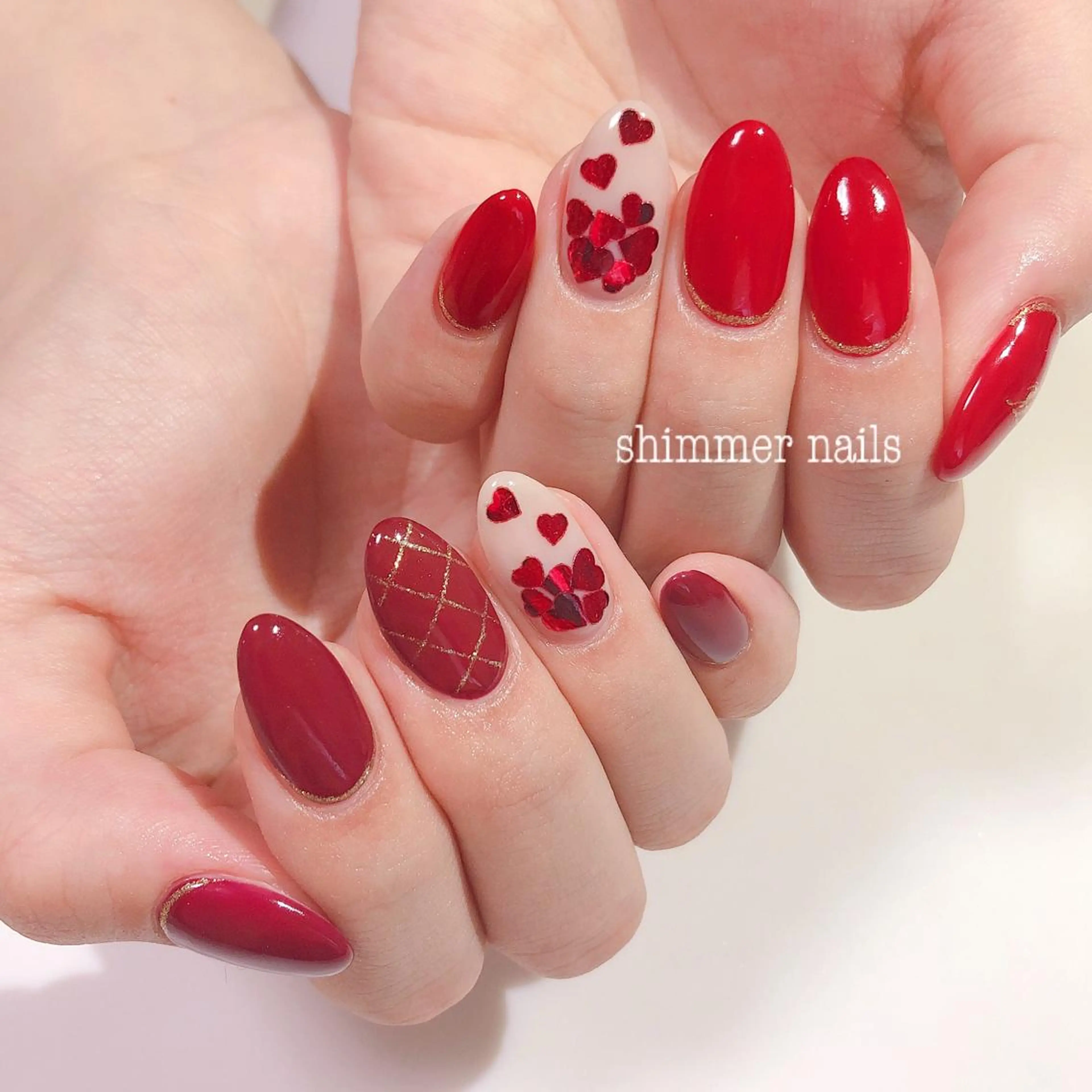 ネイル 持ち込み バレンタイン shimmer nailsのネイルデザイン