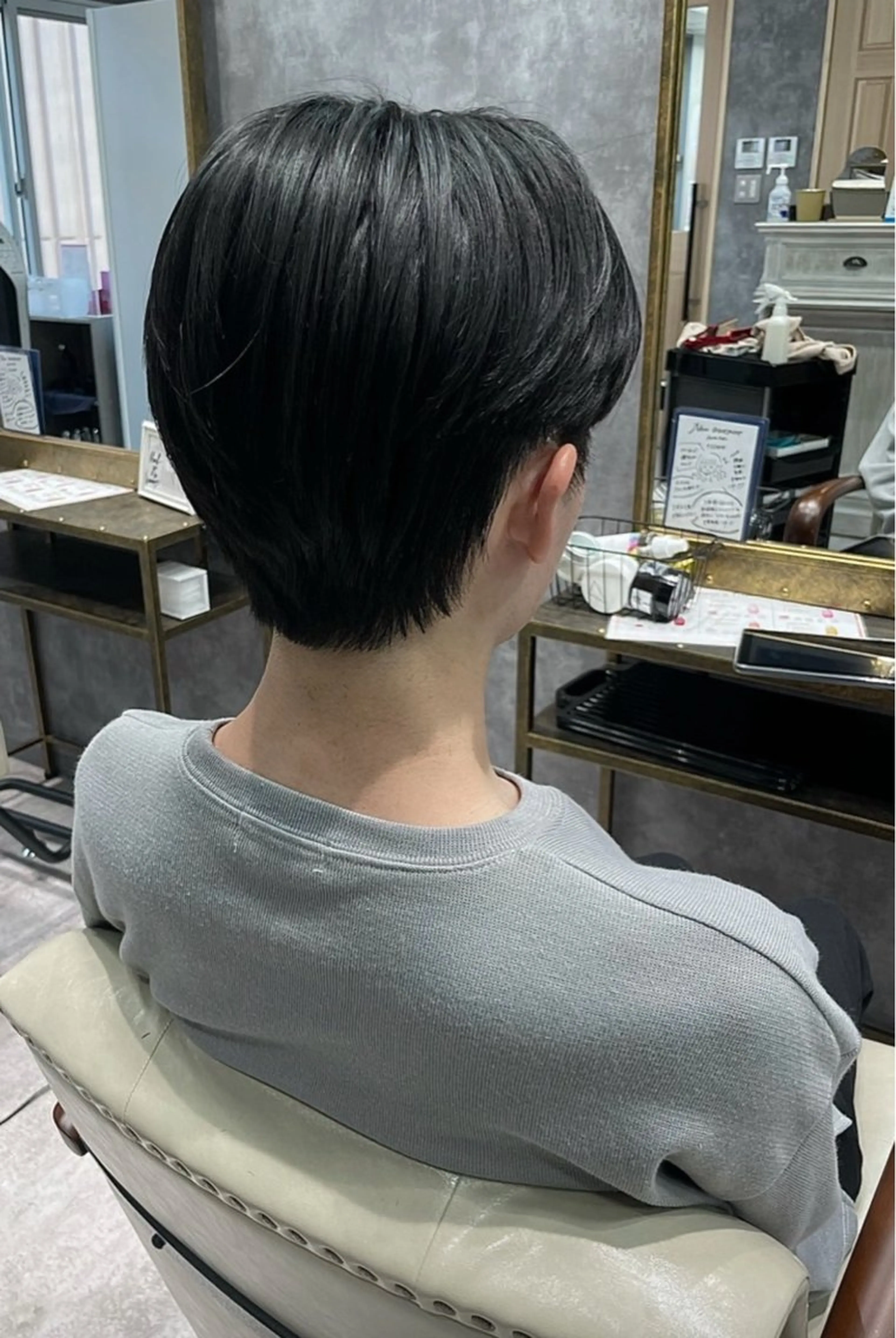 メンズ ニュアンスパーマ🌀 毛流れ🩶イザベラのヘアスタイル