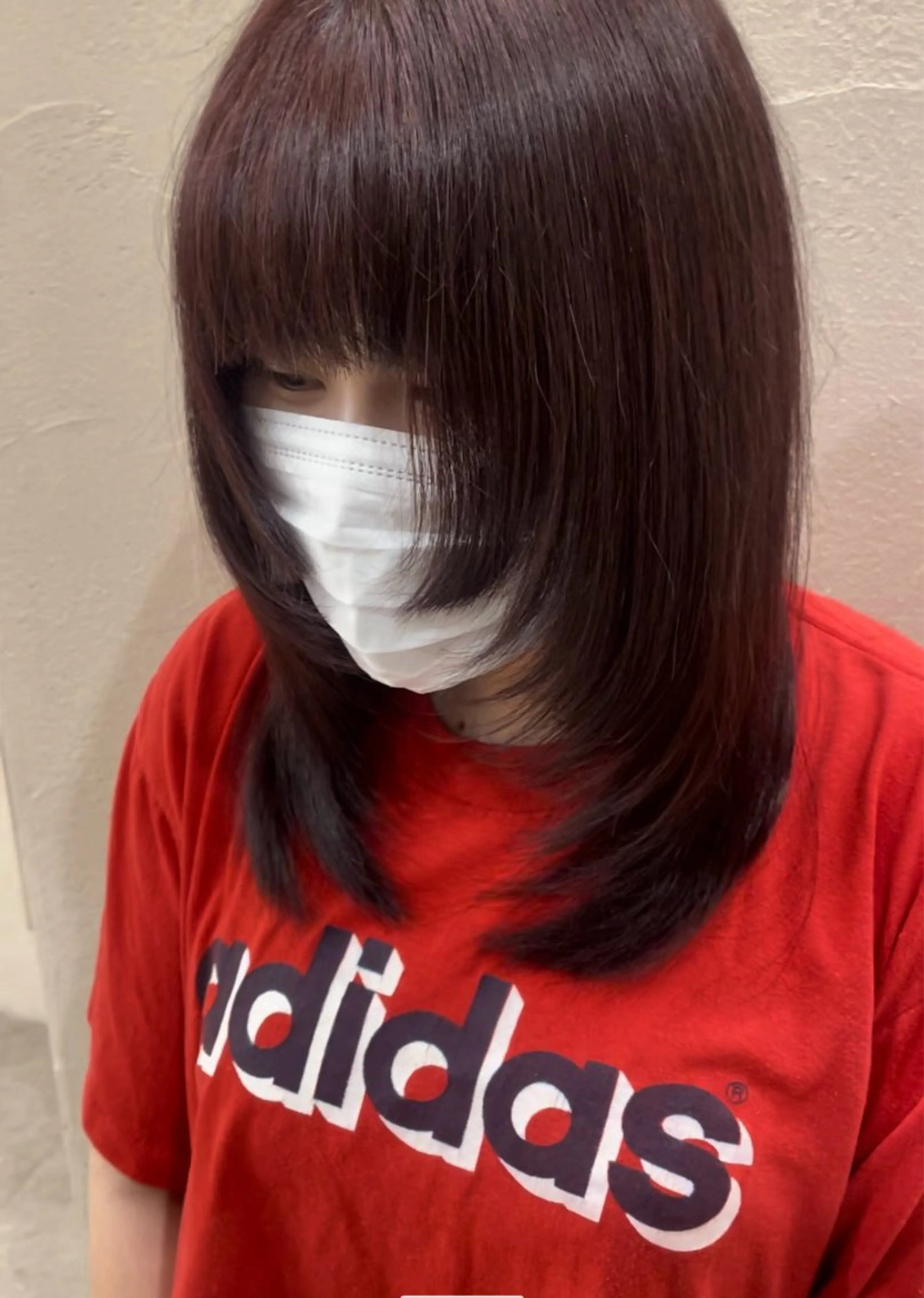 ミディアム 佐藤 菜穂のヘアスタイル