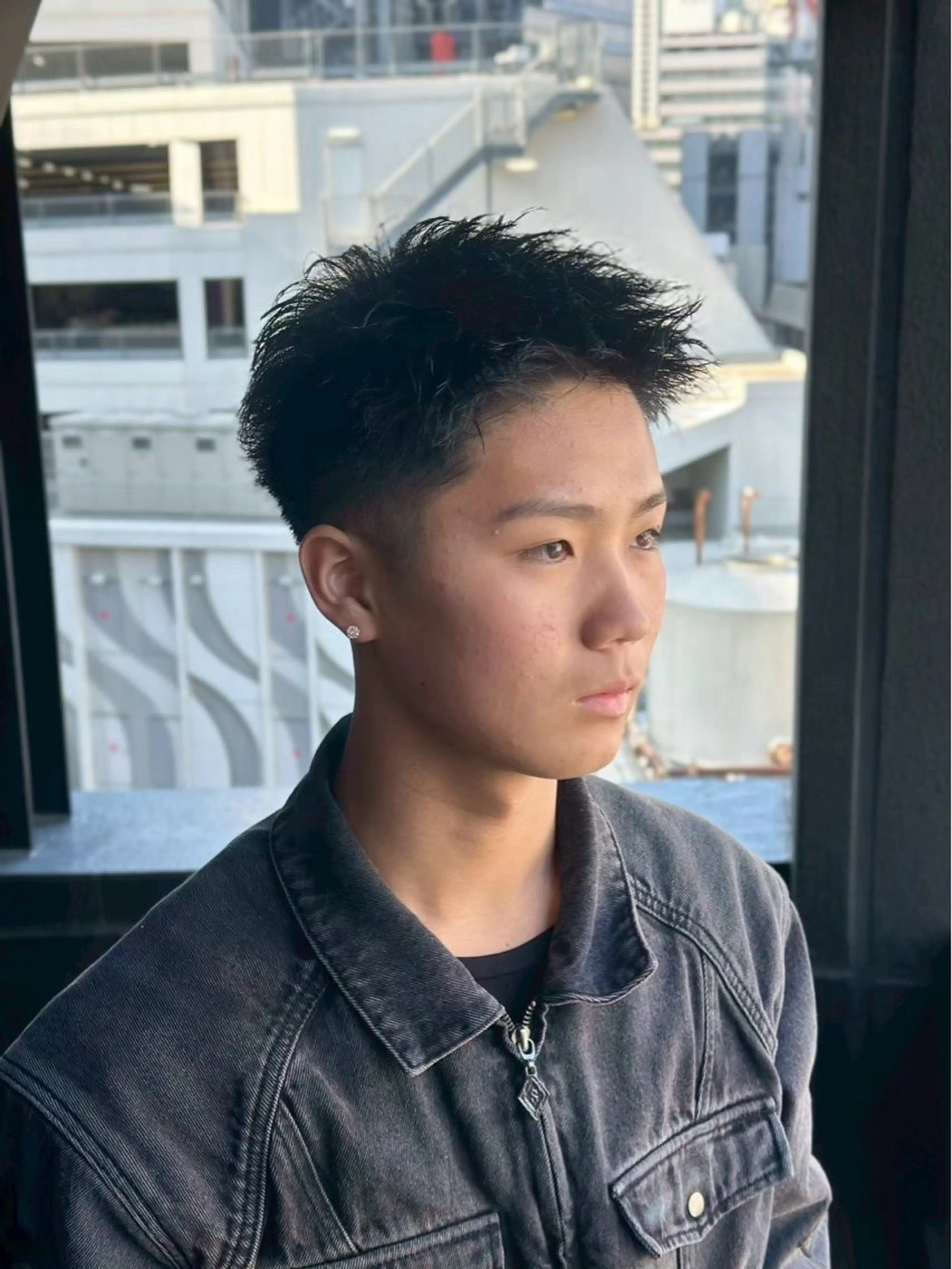 ショート カラー パーマ ✨️メンズ特化波巻き ツイスパ✨️松本真生のヘアスタイル