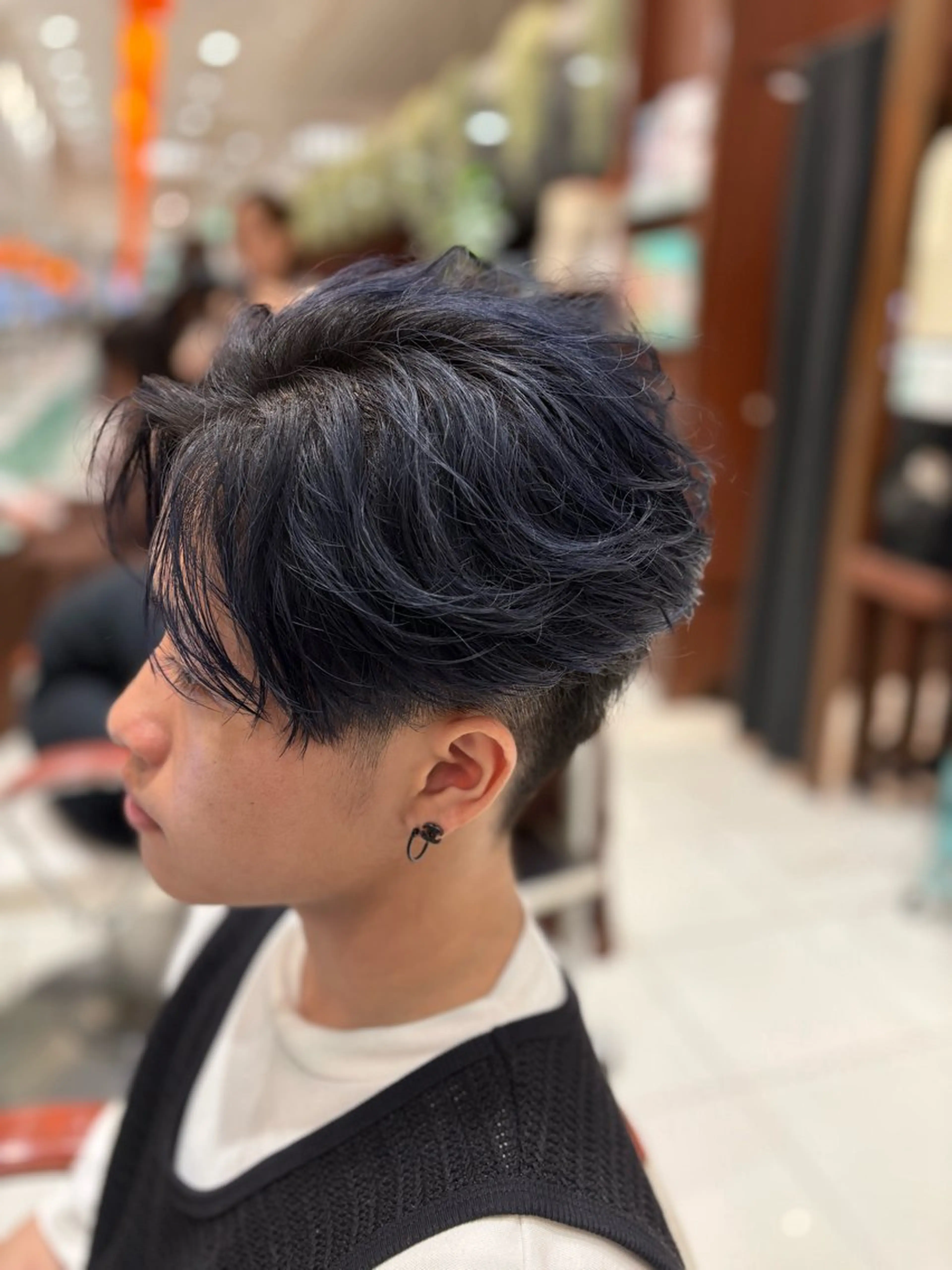 メンズ メンズブリーチ 金井 郁弥のヘアスタイル