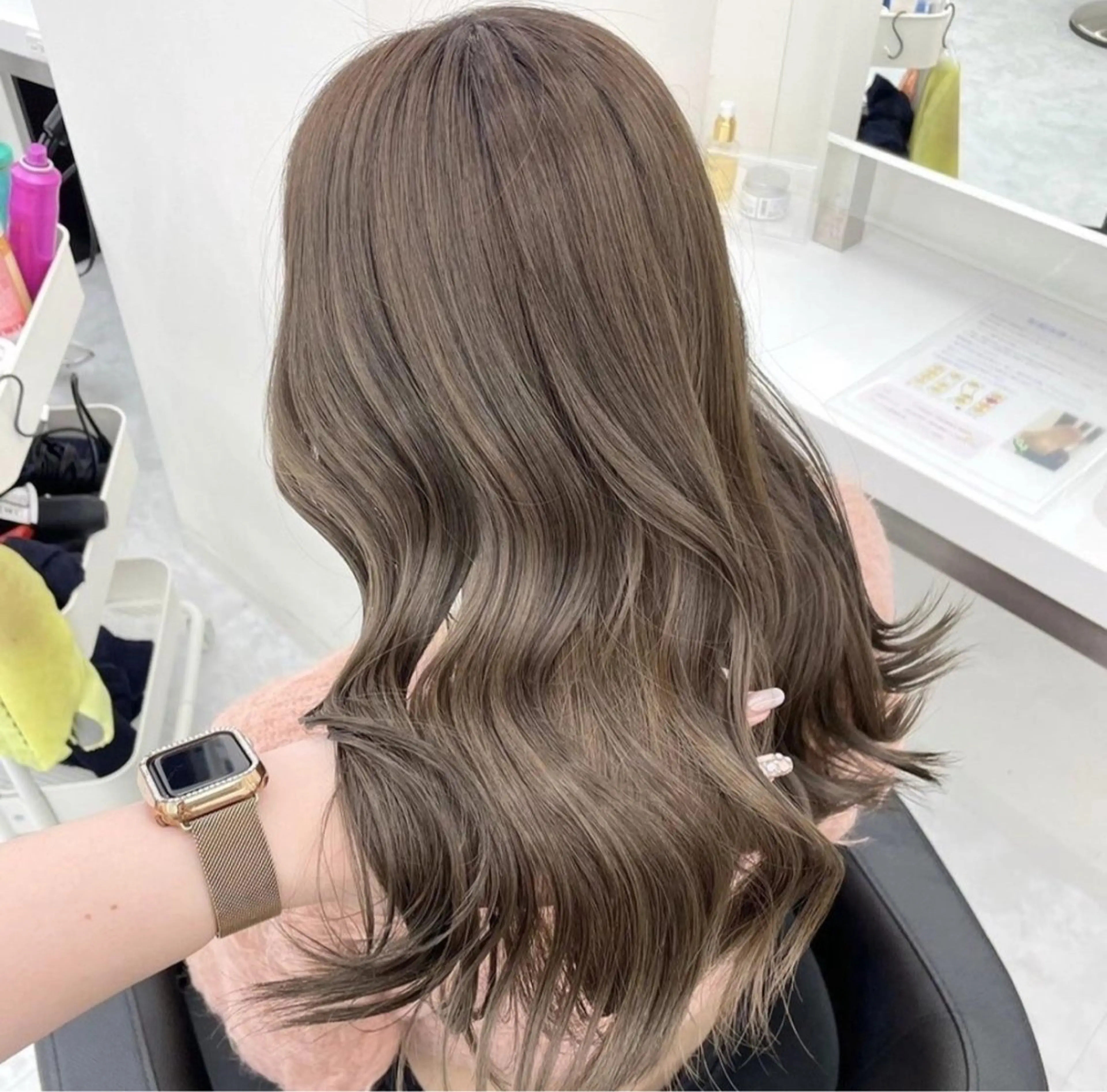 カラー yoki.【ﾖｷ】所属・Yoki.【ﾖｷ】 OMI／透明感カラーのヘアスタイル