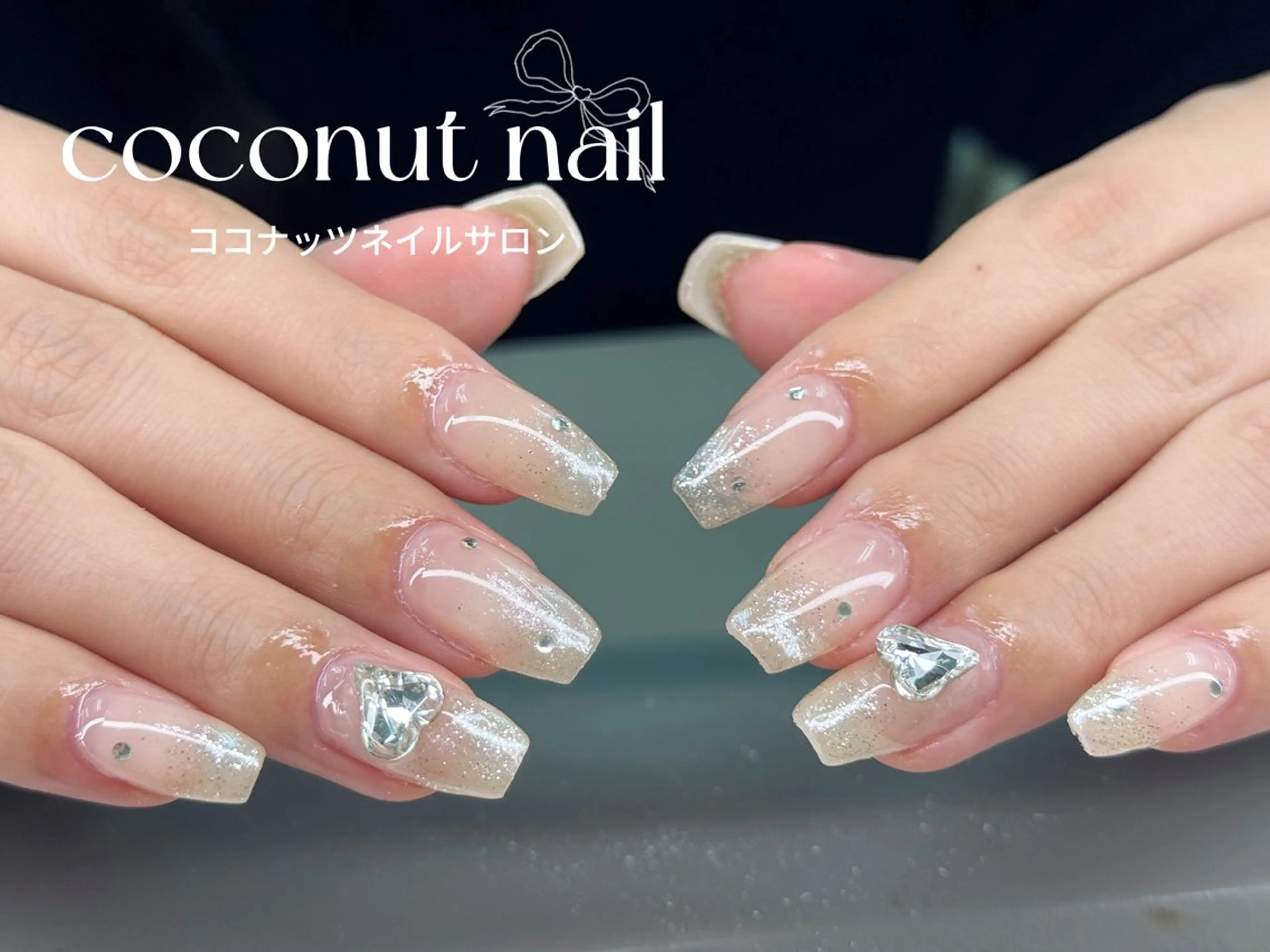 ネイル べっ甲ネイル フレンチネイル キラキラネイル マグネットネイル 大理石ネイル(マーブル) ハンドネイル 神田 ココナッツのネイルデザイン
