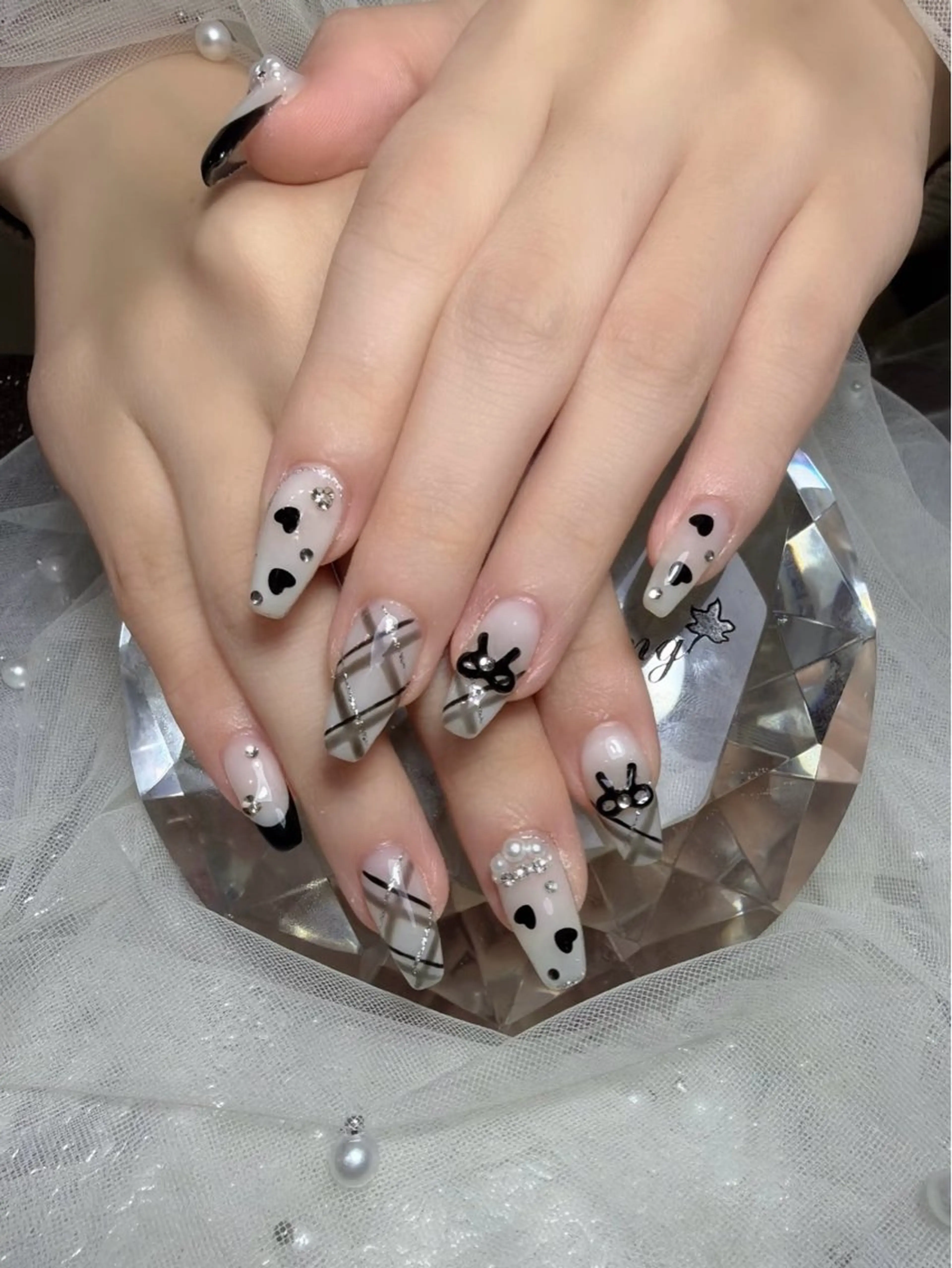 ネイル 持ち込み Y3 Nail Salon所属・Y3 NailSalonのネイルデザイン