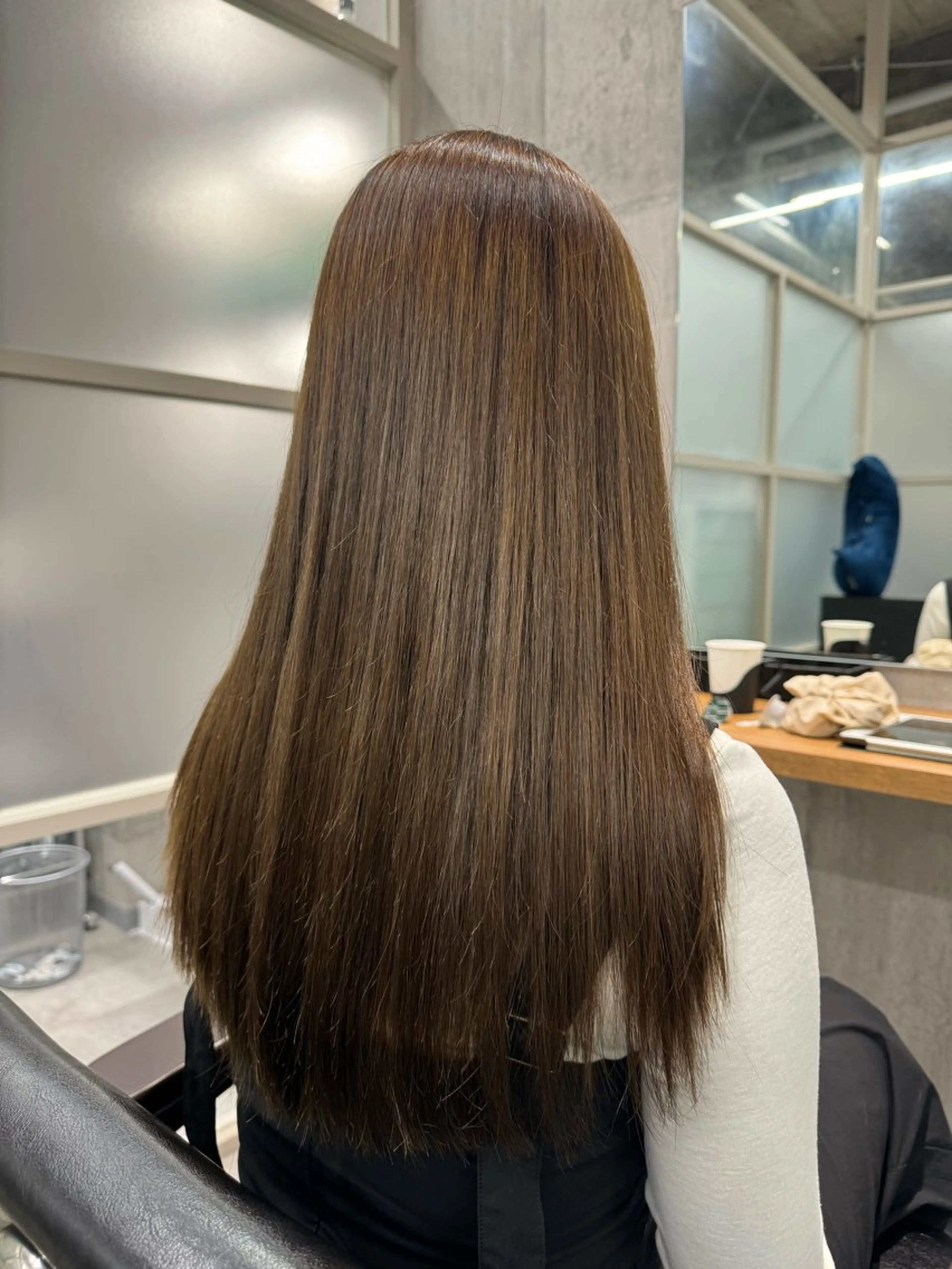 ロング 酸性ストレート 縮毛矯正 オオカワユウキ 🎀newi池袋のヘアスタイル