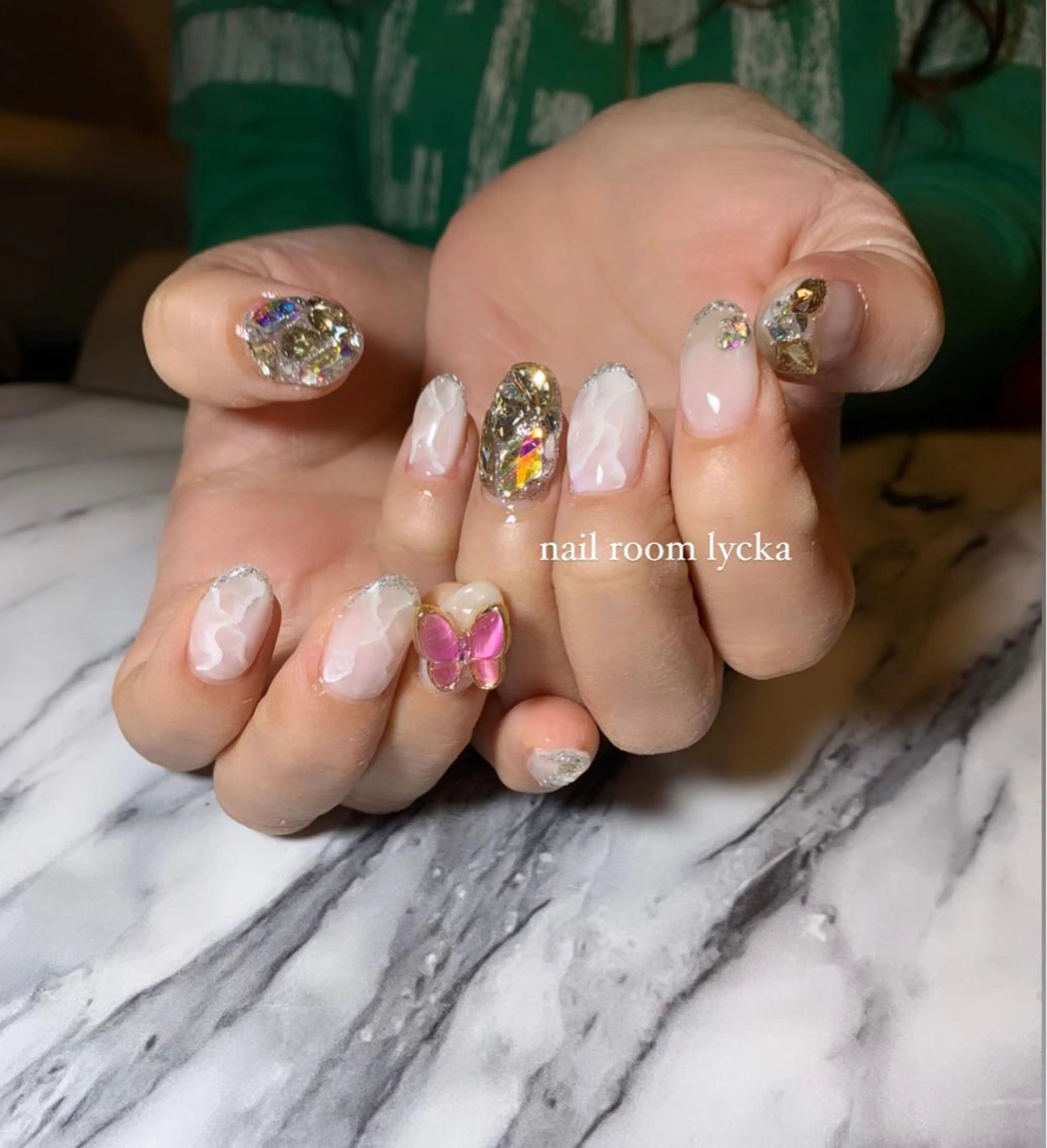 ネイル ﾈｲﾙﾙｰﾑﾘｯｶ 𝐦𝐚𝐲𝐮のネイルデザイン