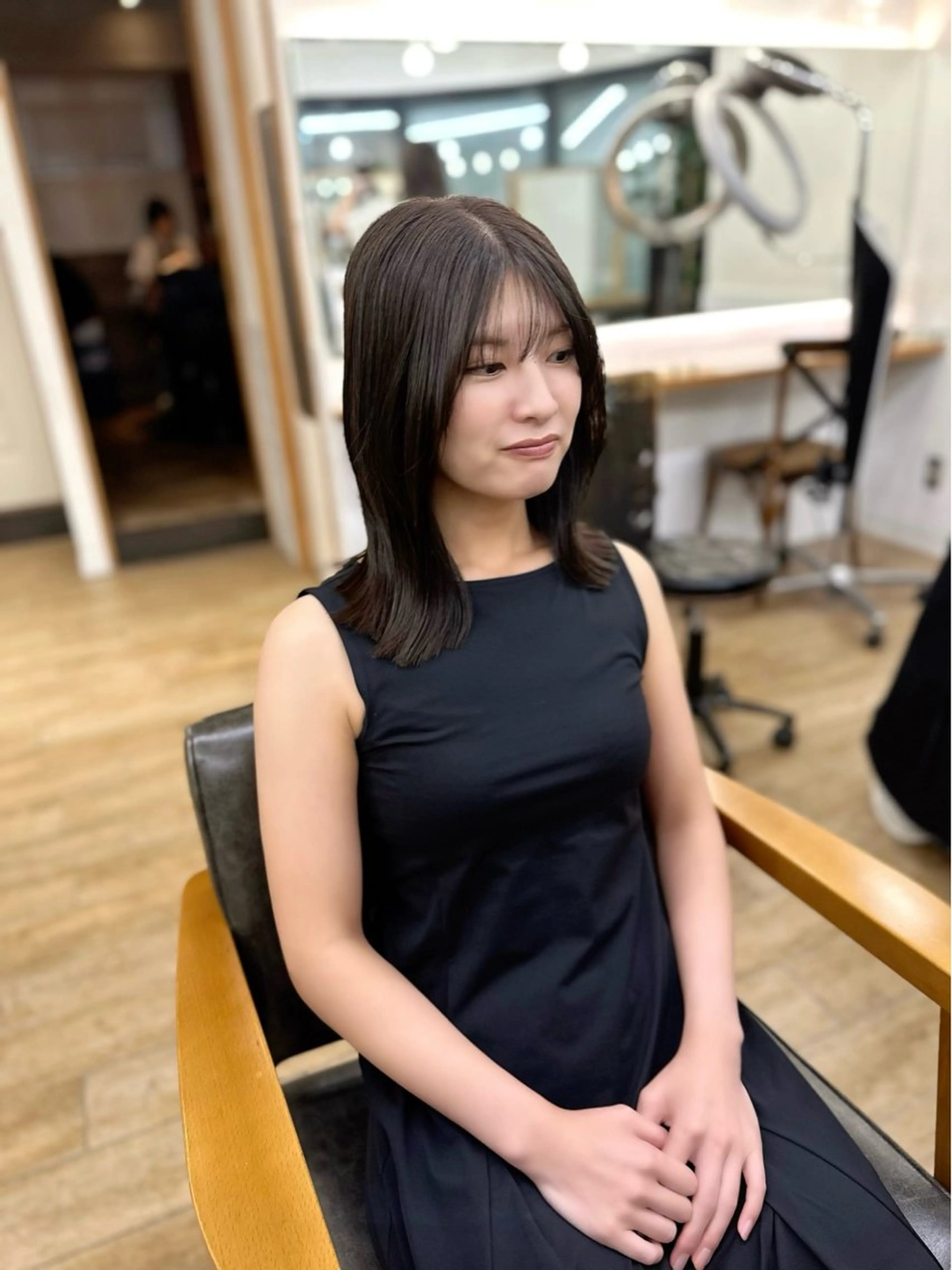 ミディアム カラー パーマ ヘアアレンジ メンズ キッズ 骨格レイヤーカット 🌿美髪縮毛矯正のヘアスタイル