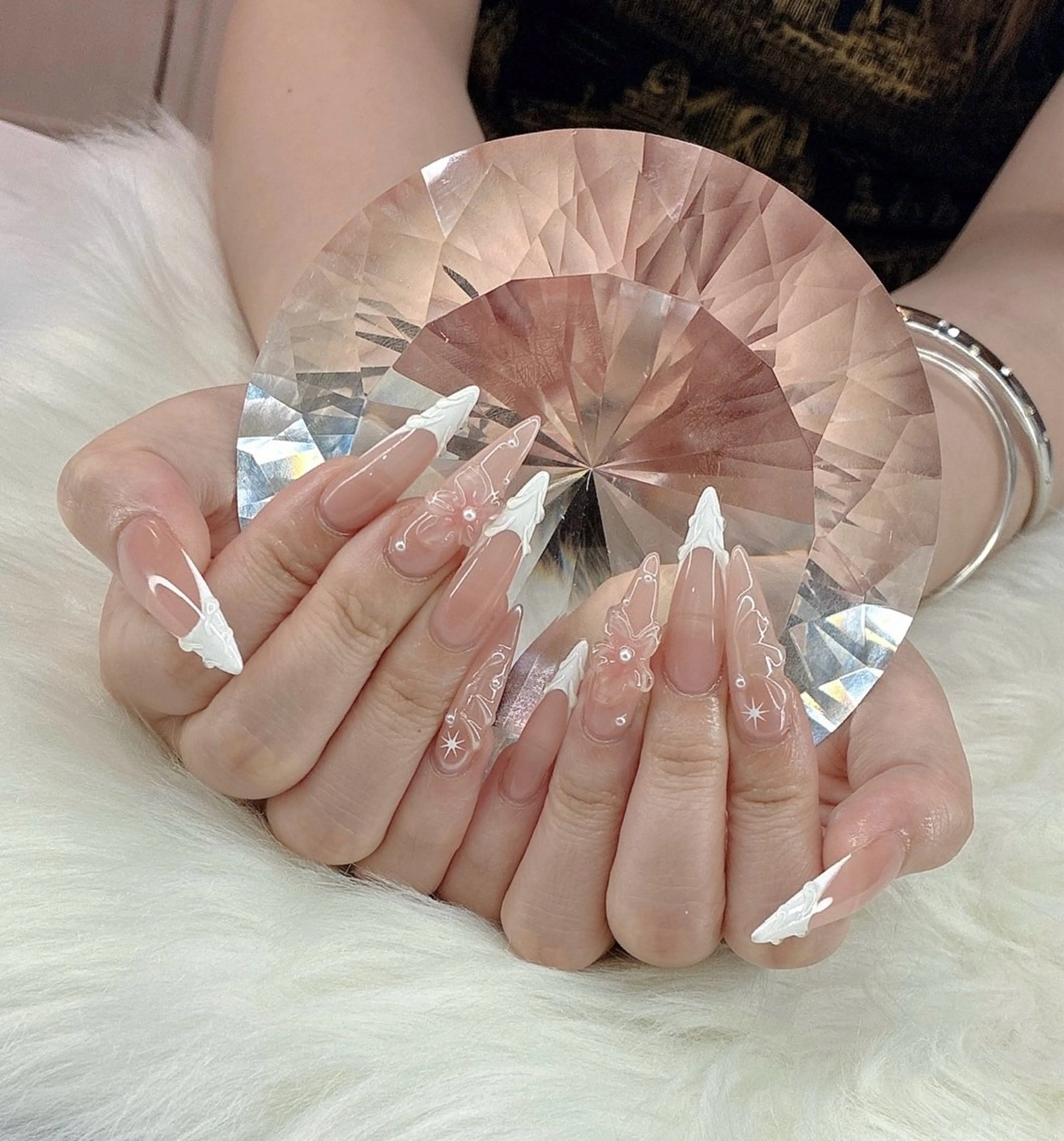 ネイル LoaChaton kaeのネイルデザイン