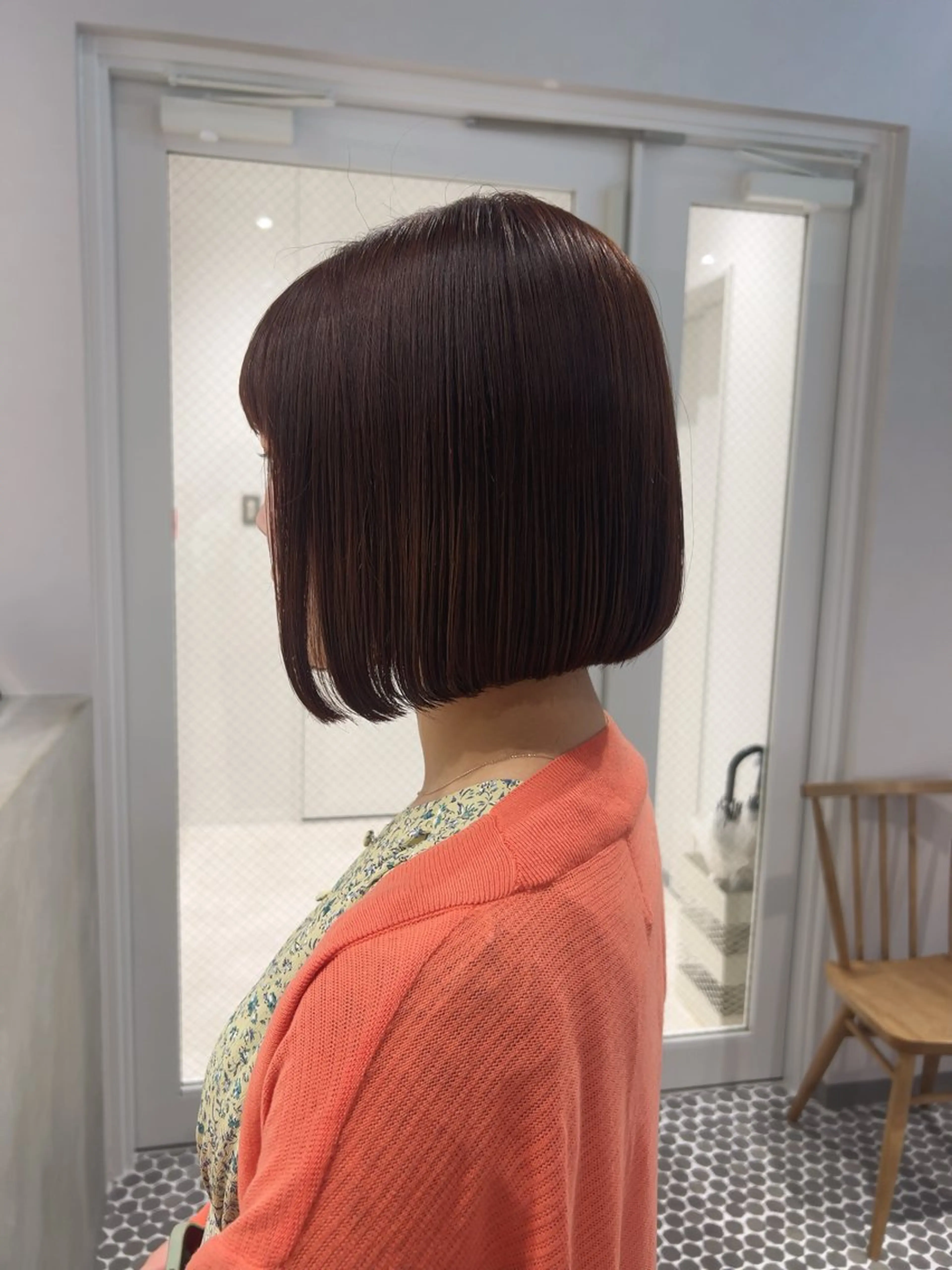 ショート ボブ カット SALOWIN栄 三丁目 木戸里実のヘアスタイル