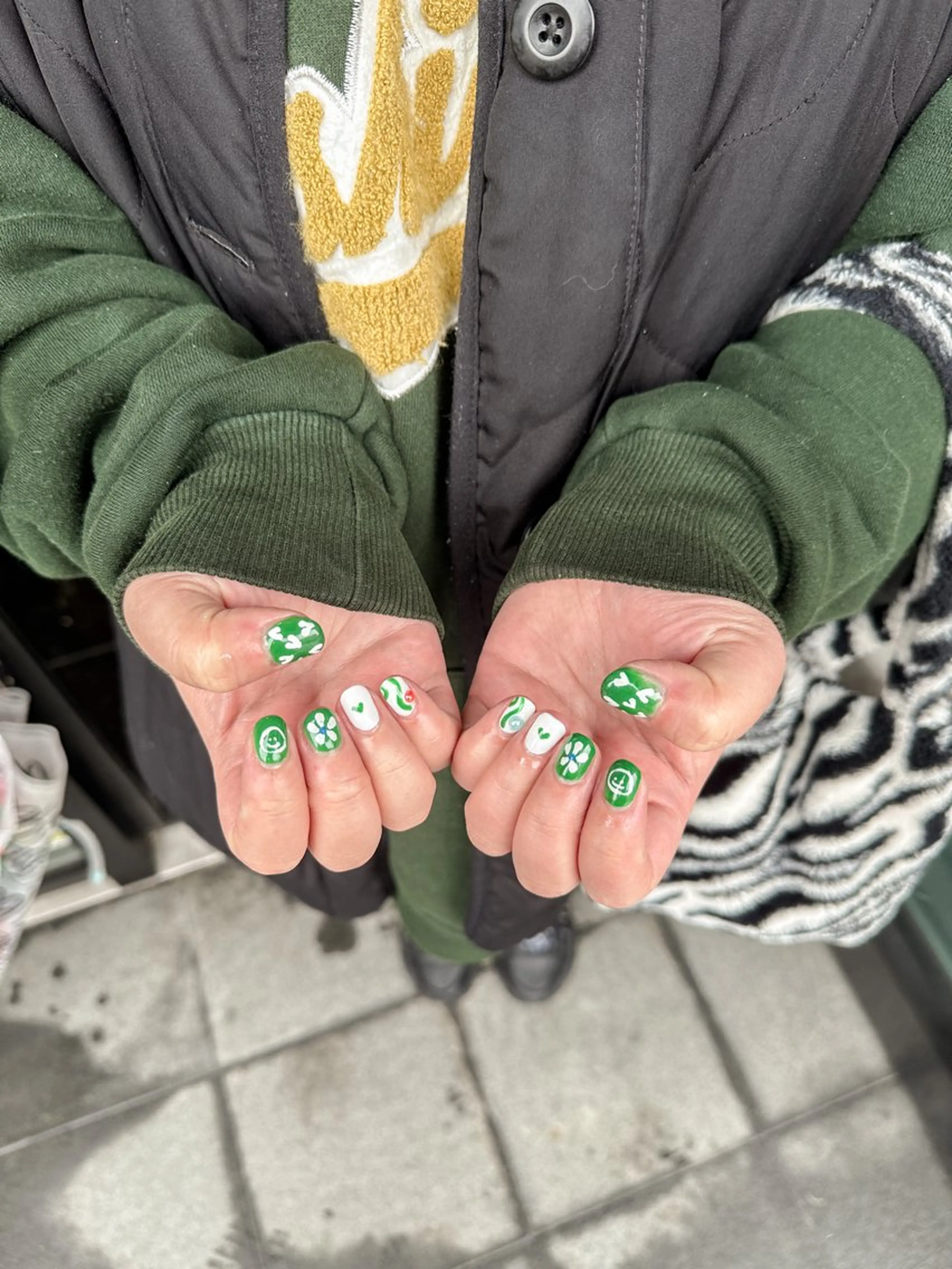 ネイル ハンドネイル Designer EGGのマツエク・マツパデザイン