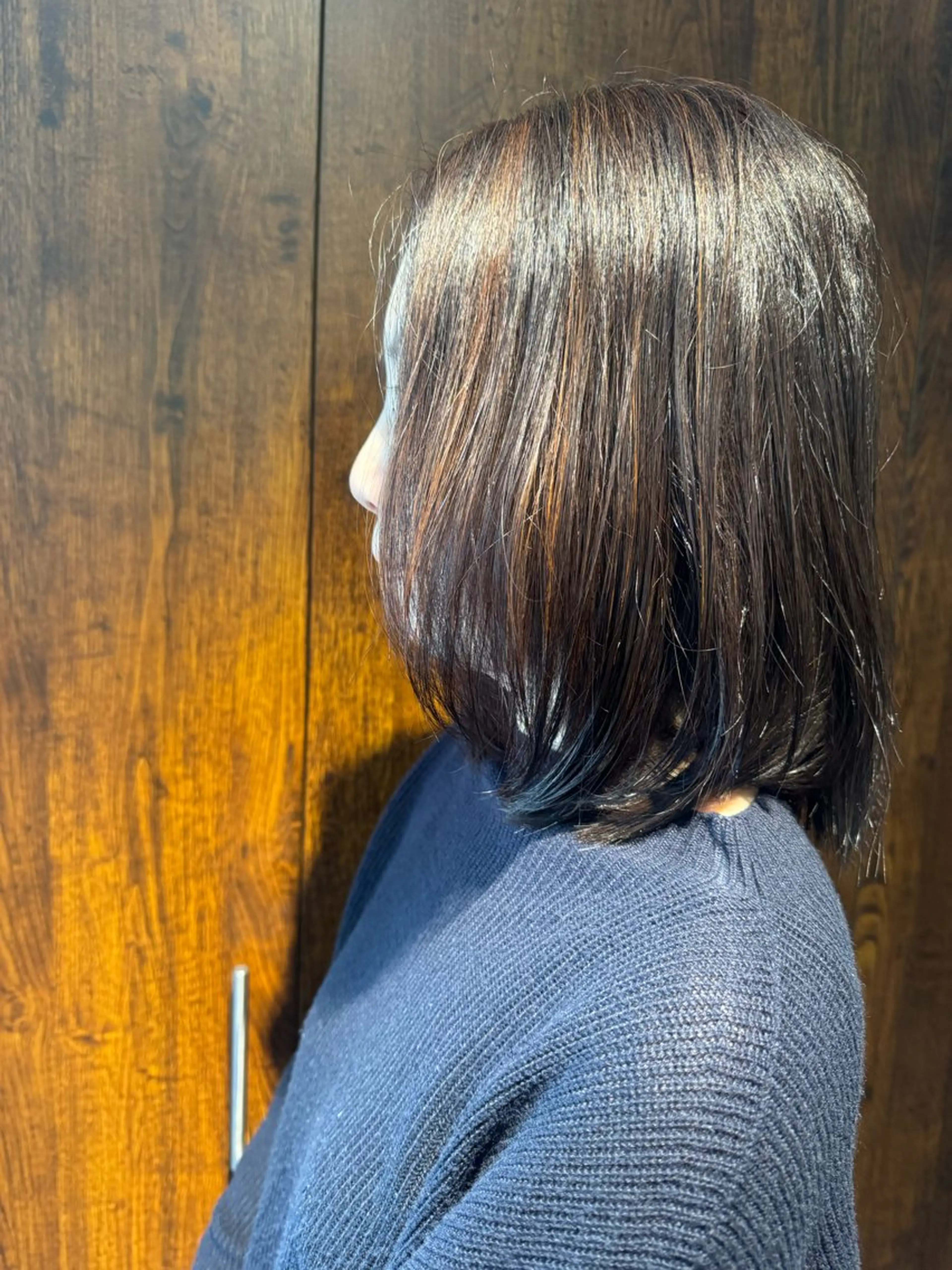 ミディアム カラー ハイライトカラー ハイライト 阿比留 淳子のヘアスタイル