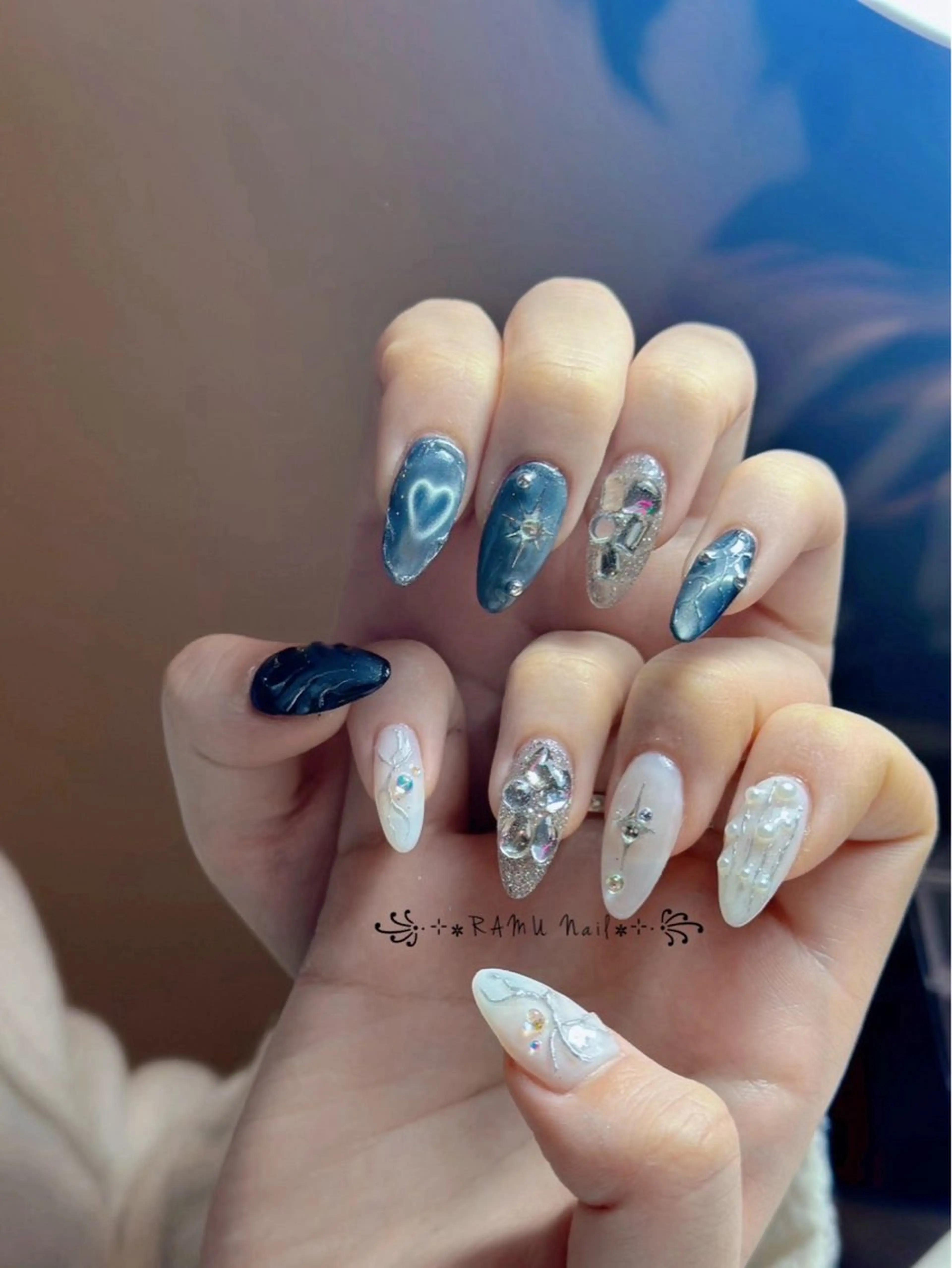 ネイル キラキラネイル マグネットネイル ミラーネイル ピンク 春ネイル ハンドネイル RAMU Nail 恵比寿店のネイルデザイン