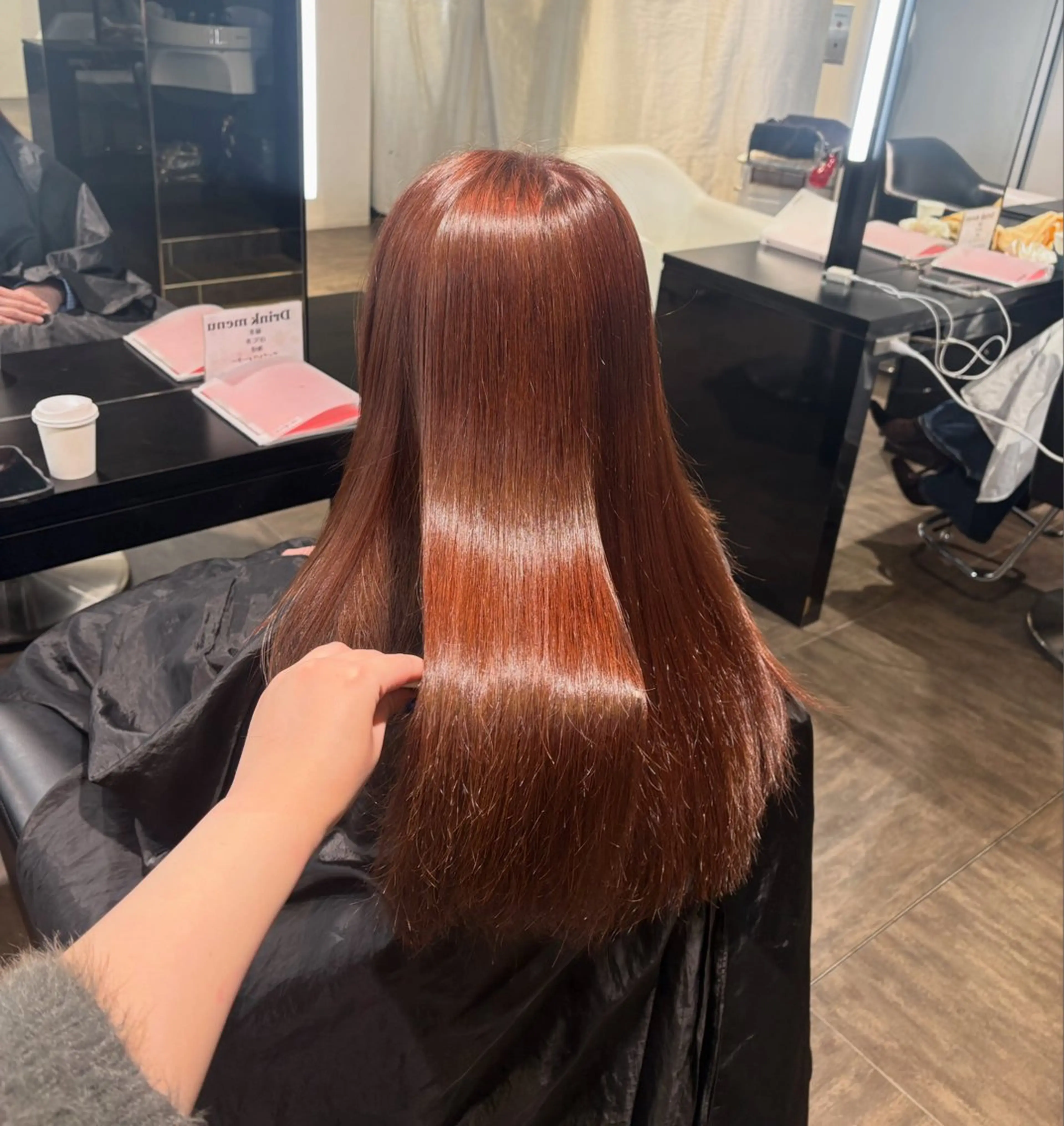 ロング カラー ベージュカラー ピンクカラー ピンクベージュ 似合わせカット カット ヘアカラー トリートメント 🖤大人可愛い⌇ 𝐑 𝐈 𝐎🖤のヘアスタイル