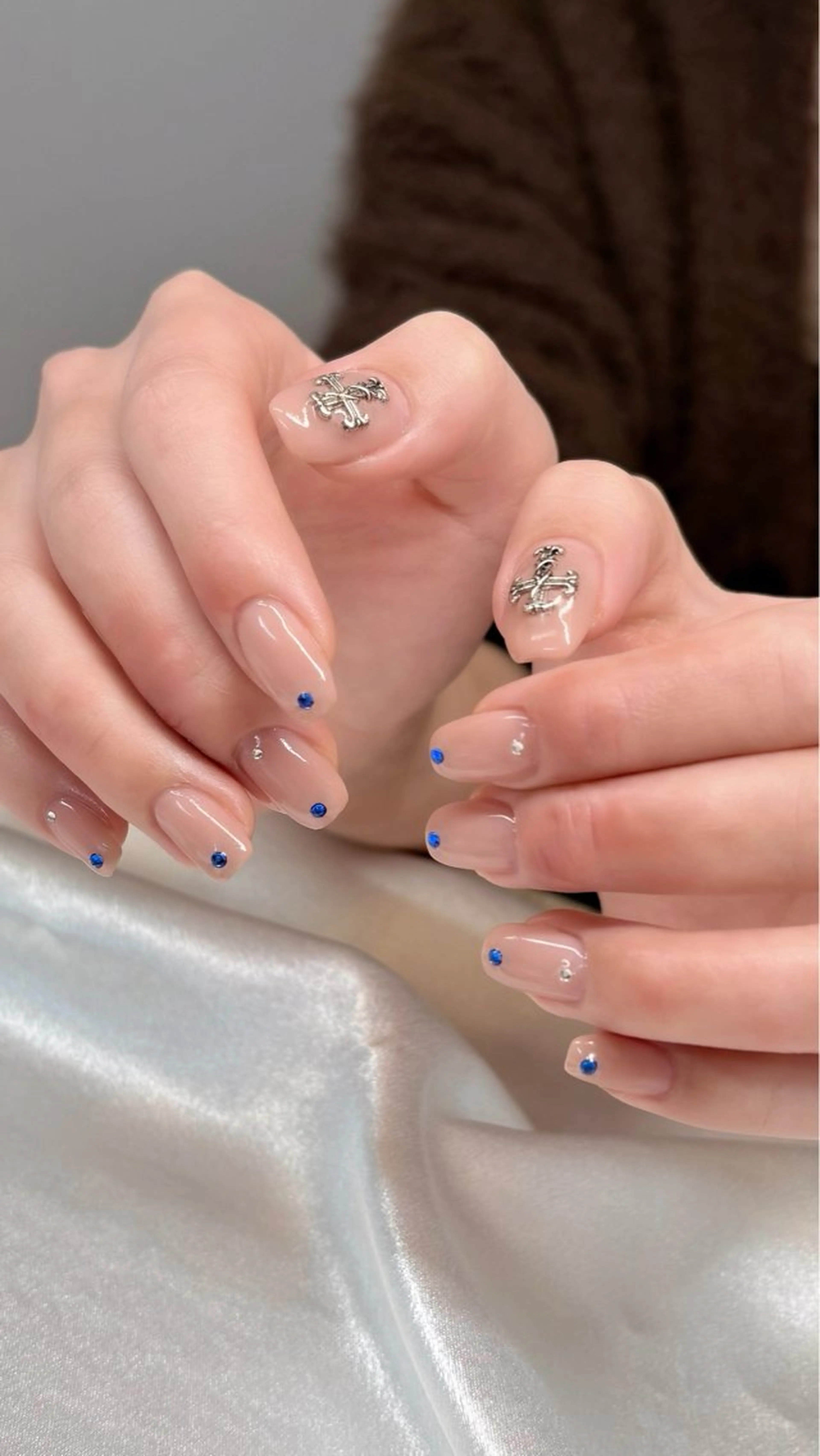 ネイル 持ち込み ストーンネイル ハンドネイル nail salon cuore.のネイルデザイン