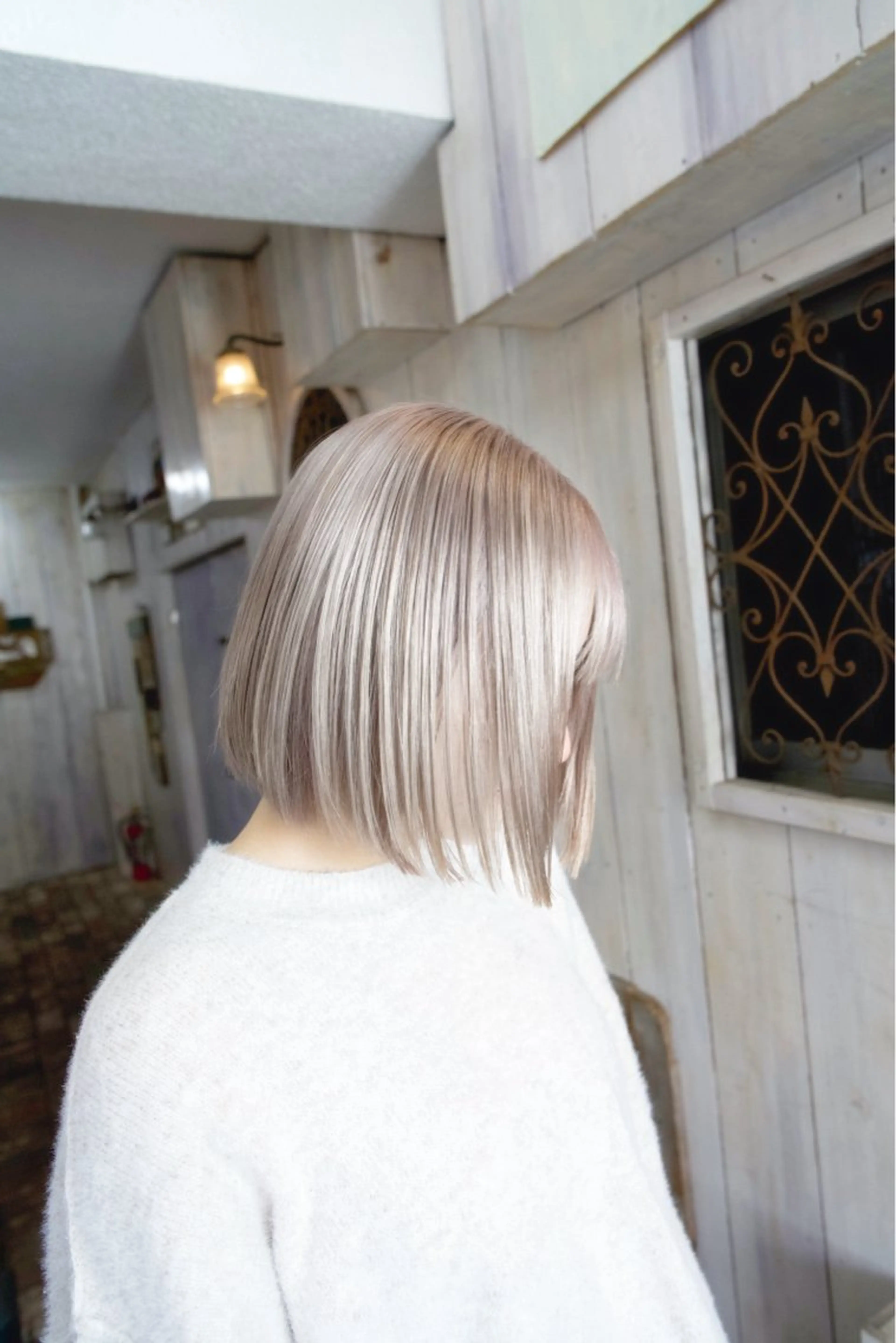 ミディアム カラー ブリーチ カット ヘアカラー トリートメント Armoire所属・安藤悠里/ハイトーン /デザインカラーのヘアスタイル