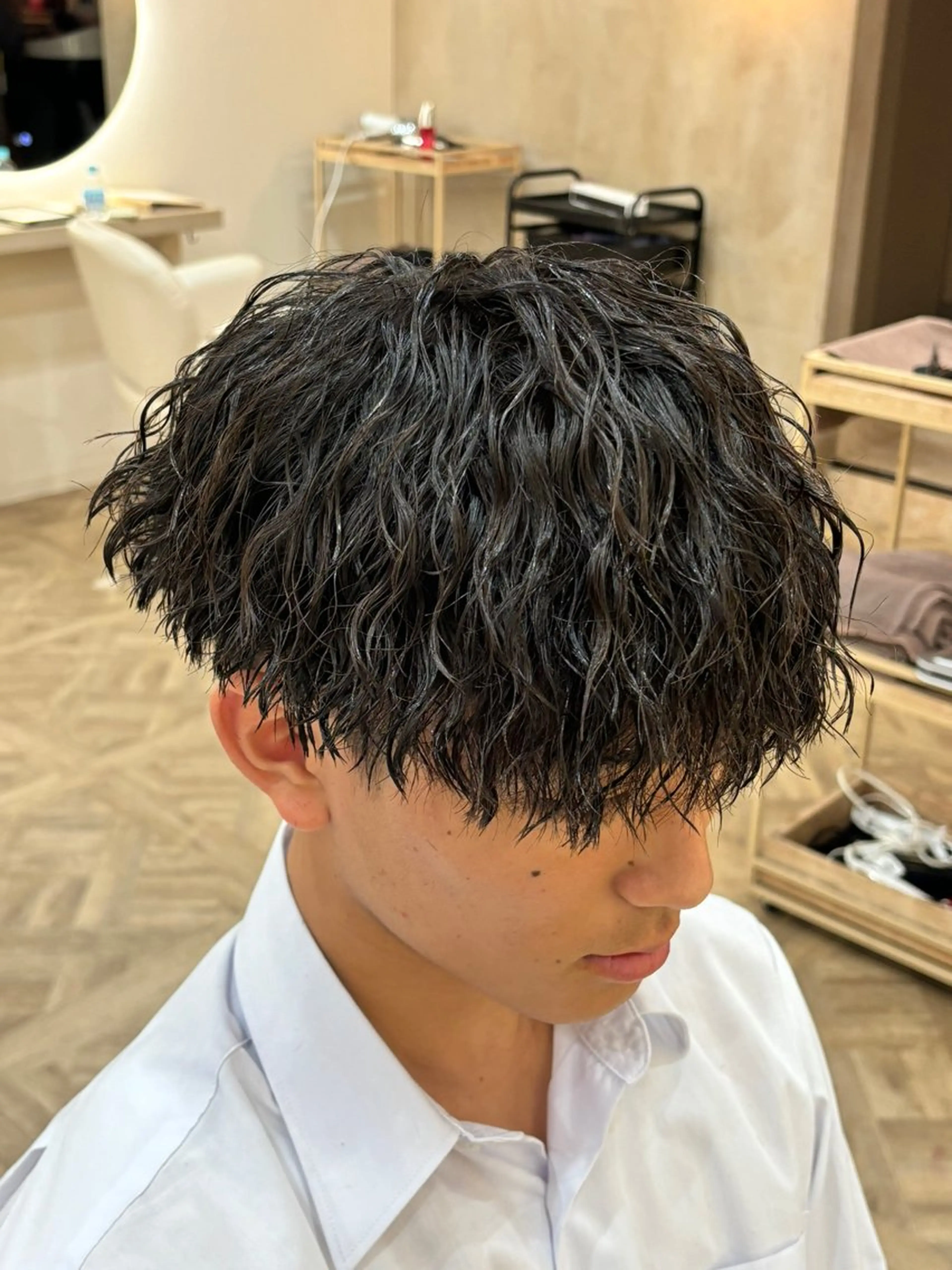 ショート パーマ メンズ メンズパーマ カット パーマ トリートメント パーマ職人DAIKI ツイスパ/波巻きのヘアスタイル