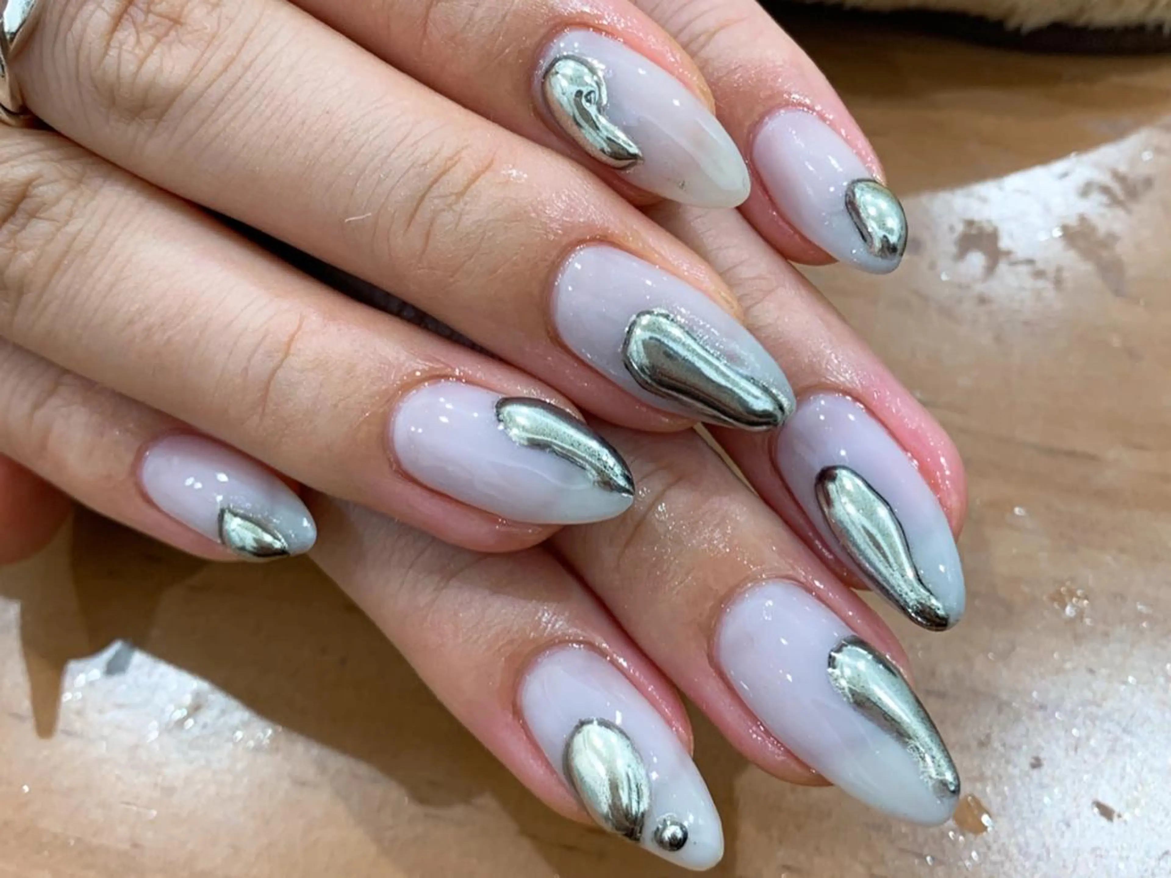 ネイル ニュアンスネイル ハンドネイル 中川 愛理のネイルデザイン