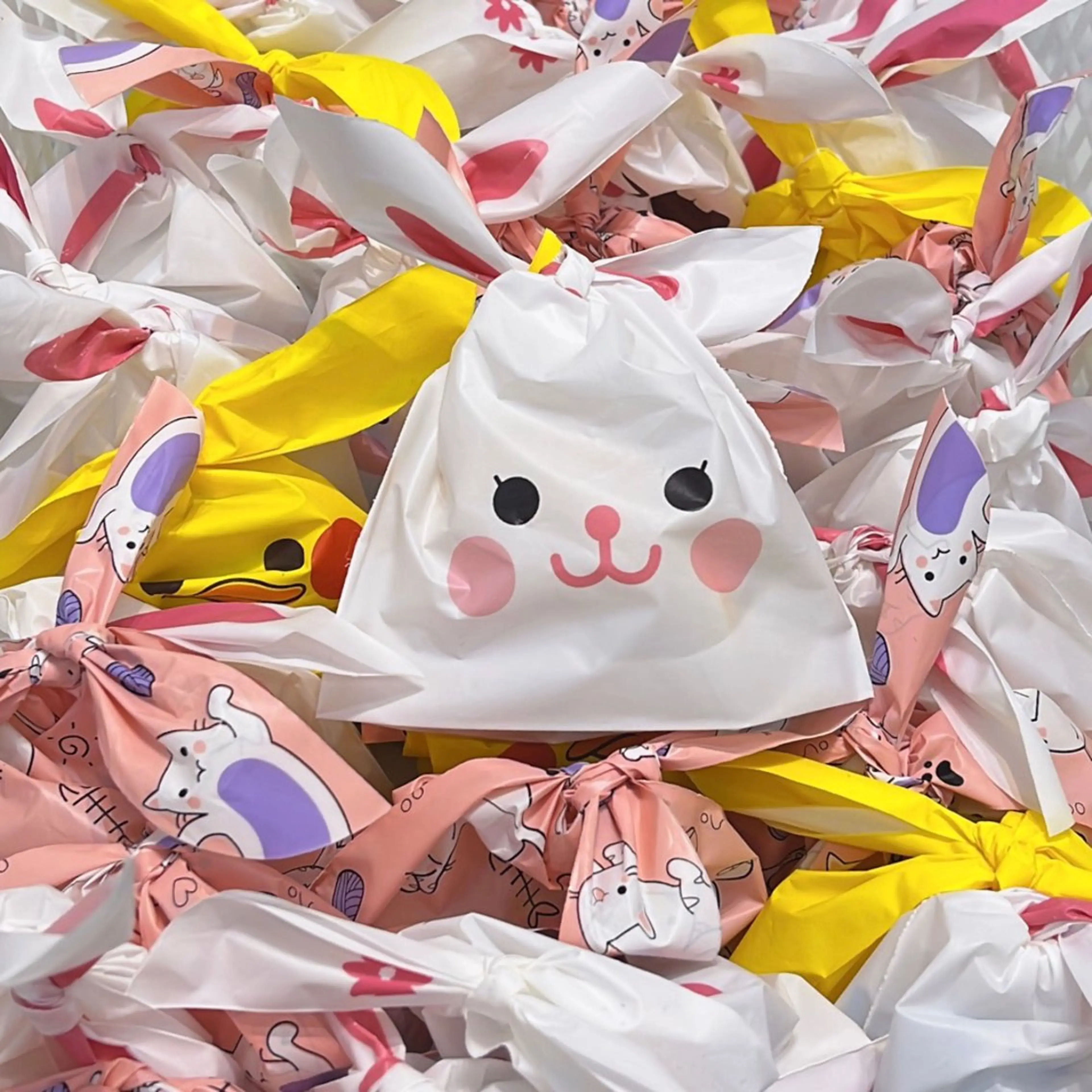 1周年記念のプレゼントキャンペーンのお知らせ! ほかの対応コースを選んでください!の写真