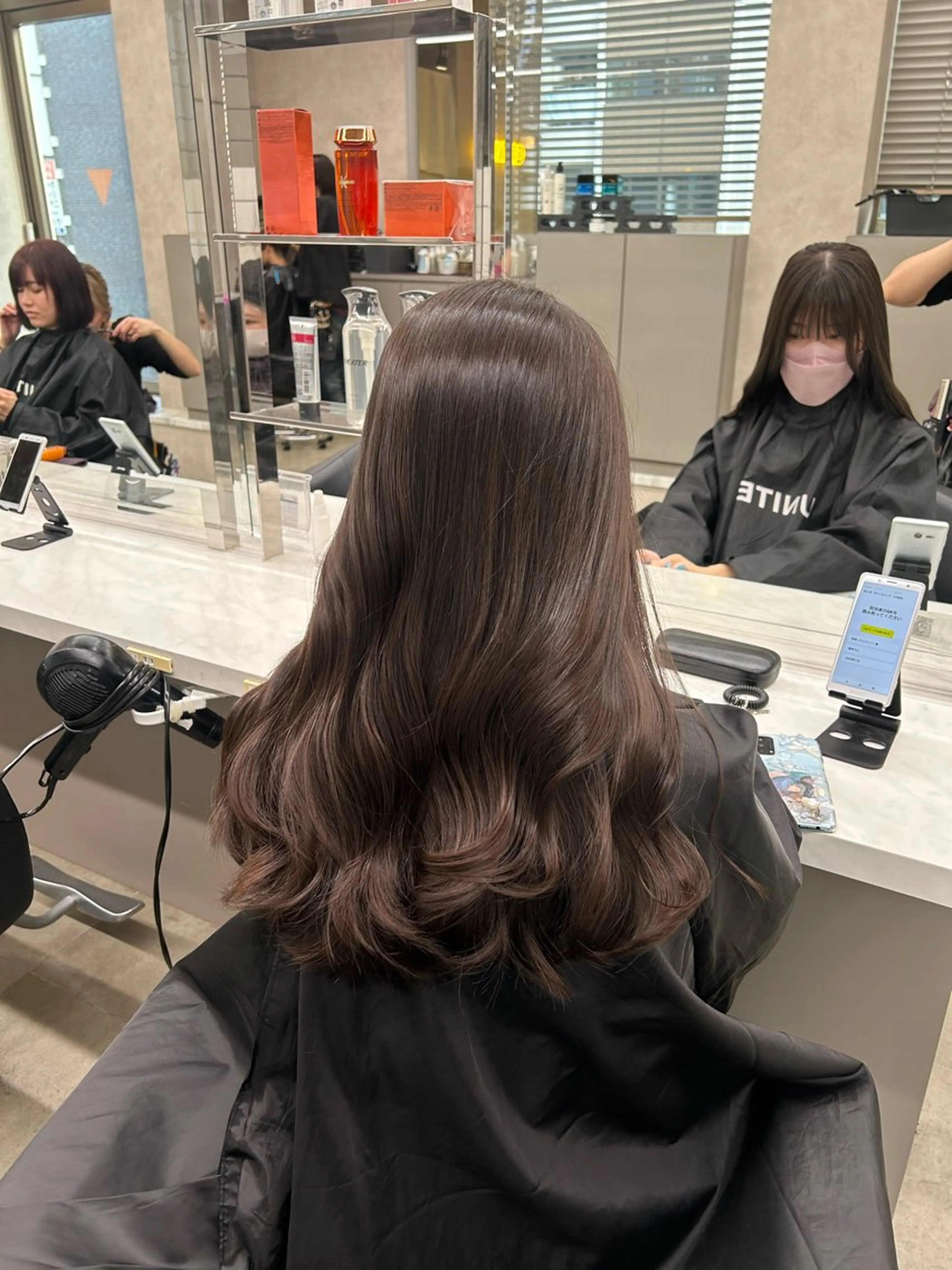 カラー 透明感ベージュ🤎 ナチュラルレイヤーのヘアスタイル