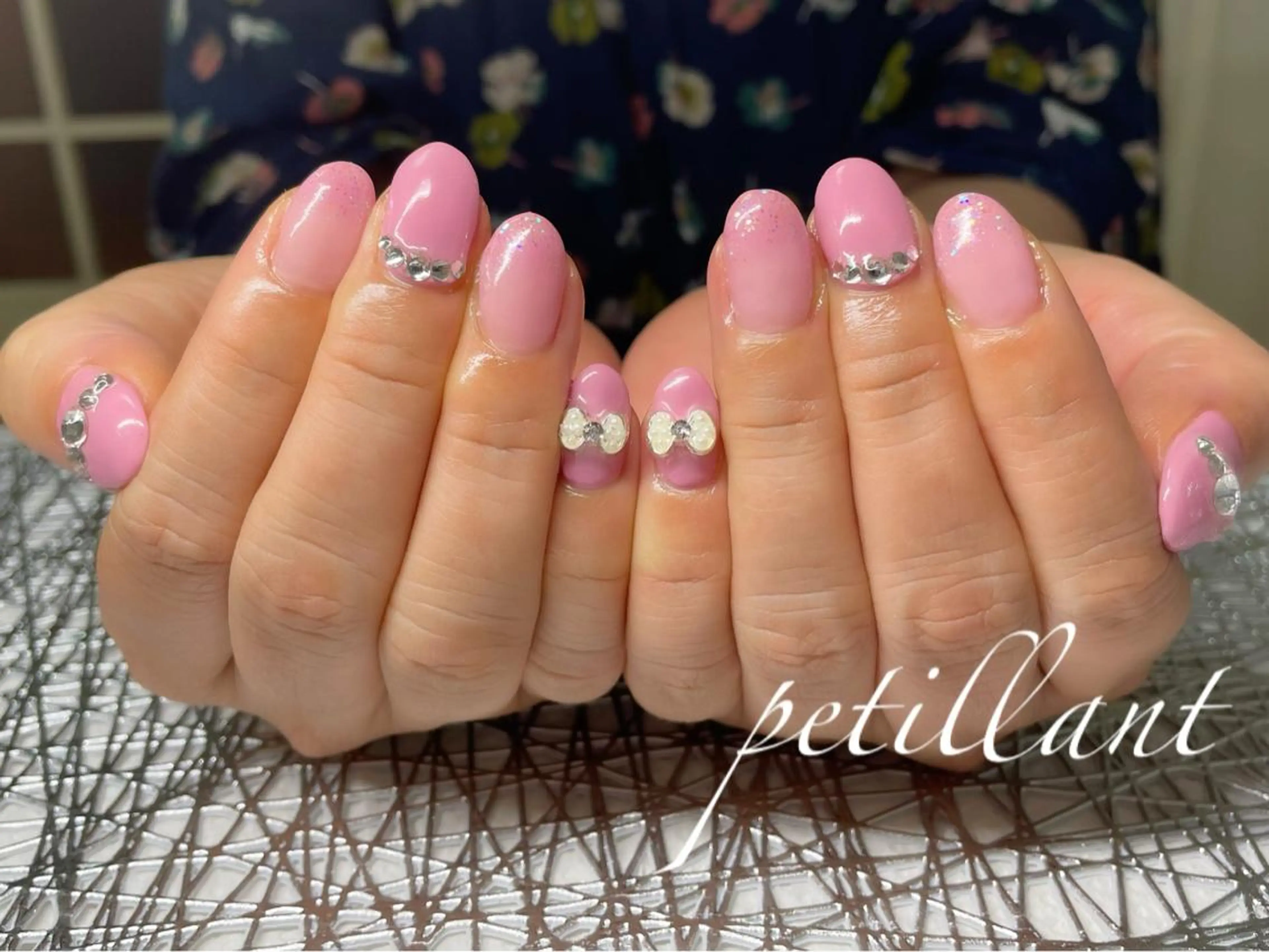 ネイル アートネイル グラデーション nail salon petillantのネイルデザイン