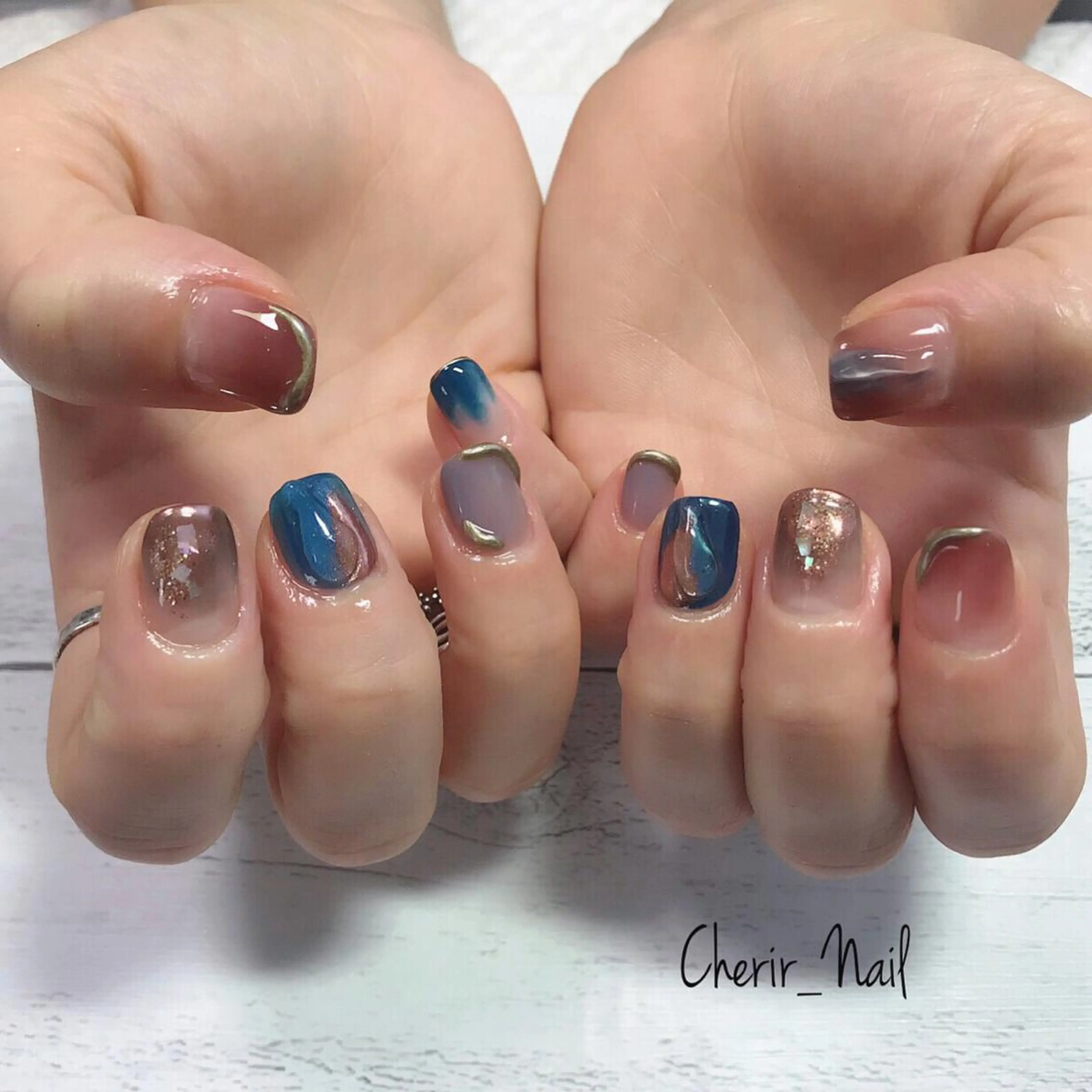 ネイル アートネイル ブラウン クリアネイル ミラーネイル ニュアンスネイル Cherirnail kaoriのネイルデザイン