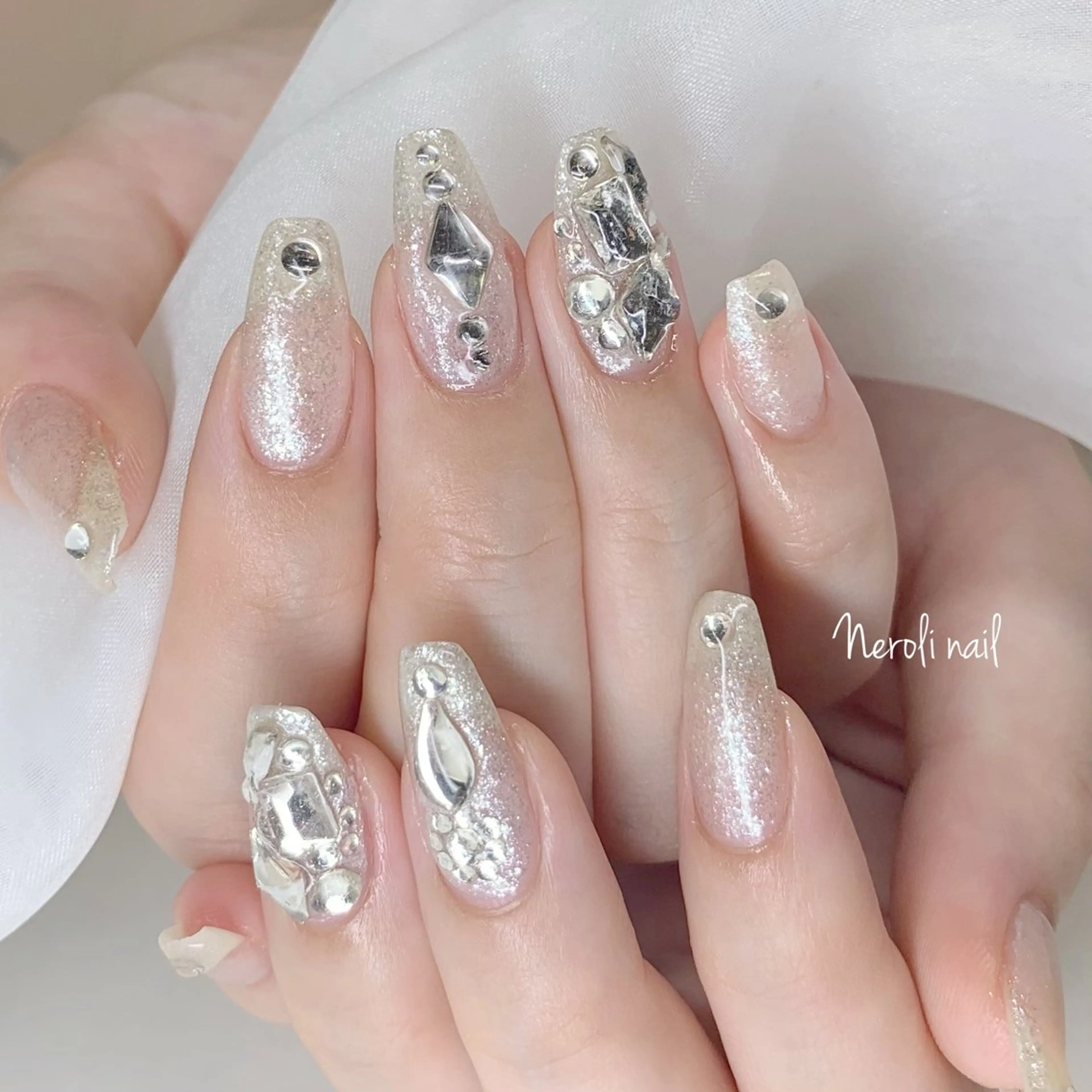 ネイル Neroli nailのネイルデザイン