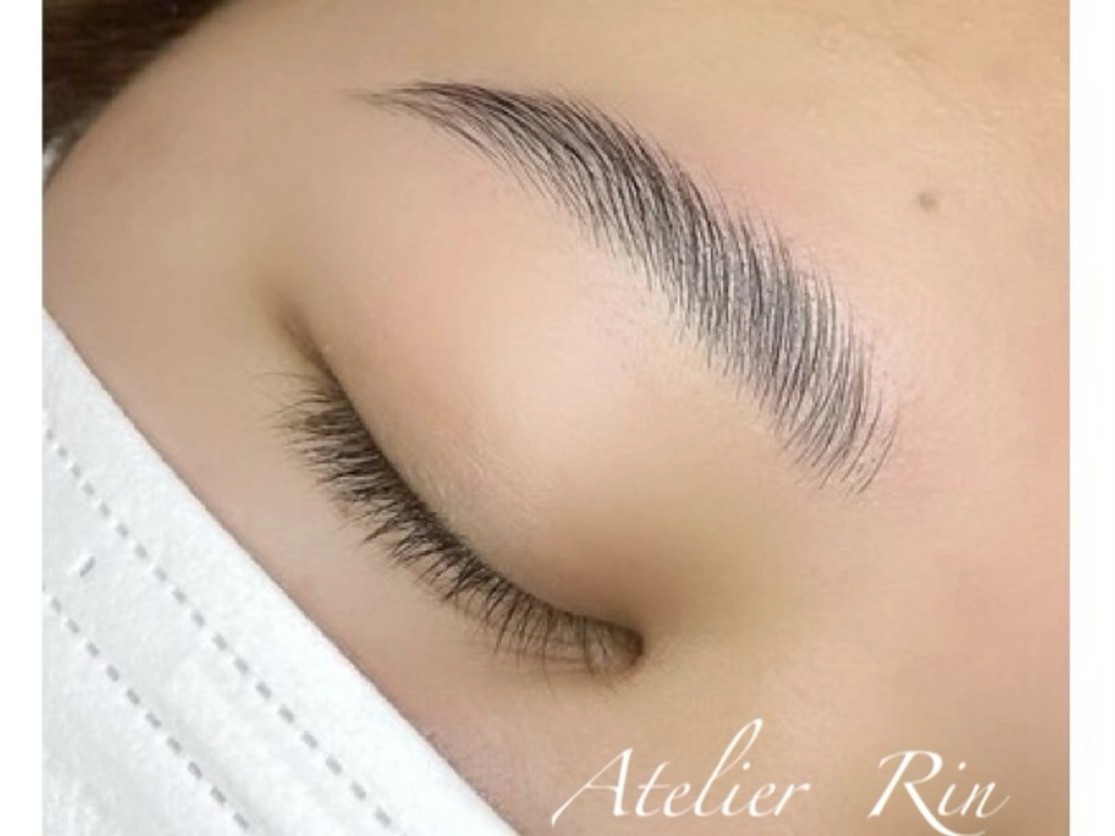 アイブロウ AtelierRin Ayumiのマツエク・マツパデザイン