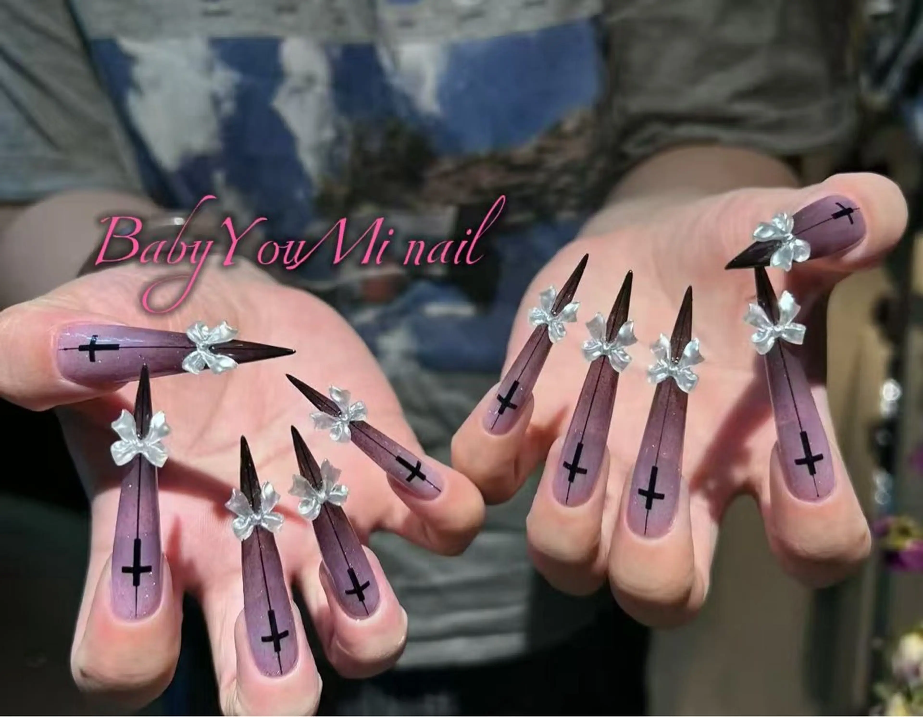 ネイル オーロラネイル フラワーネイル フットネイル フレンチネイル ジェルネイル ハンドネイル BabyYouMi nailのネイルデザイン