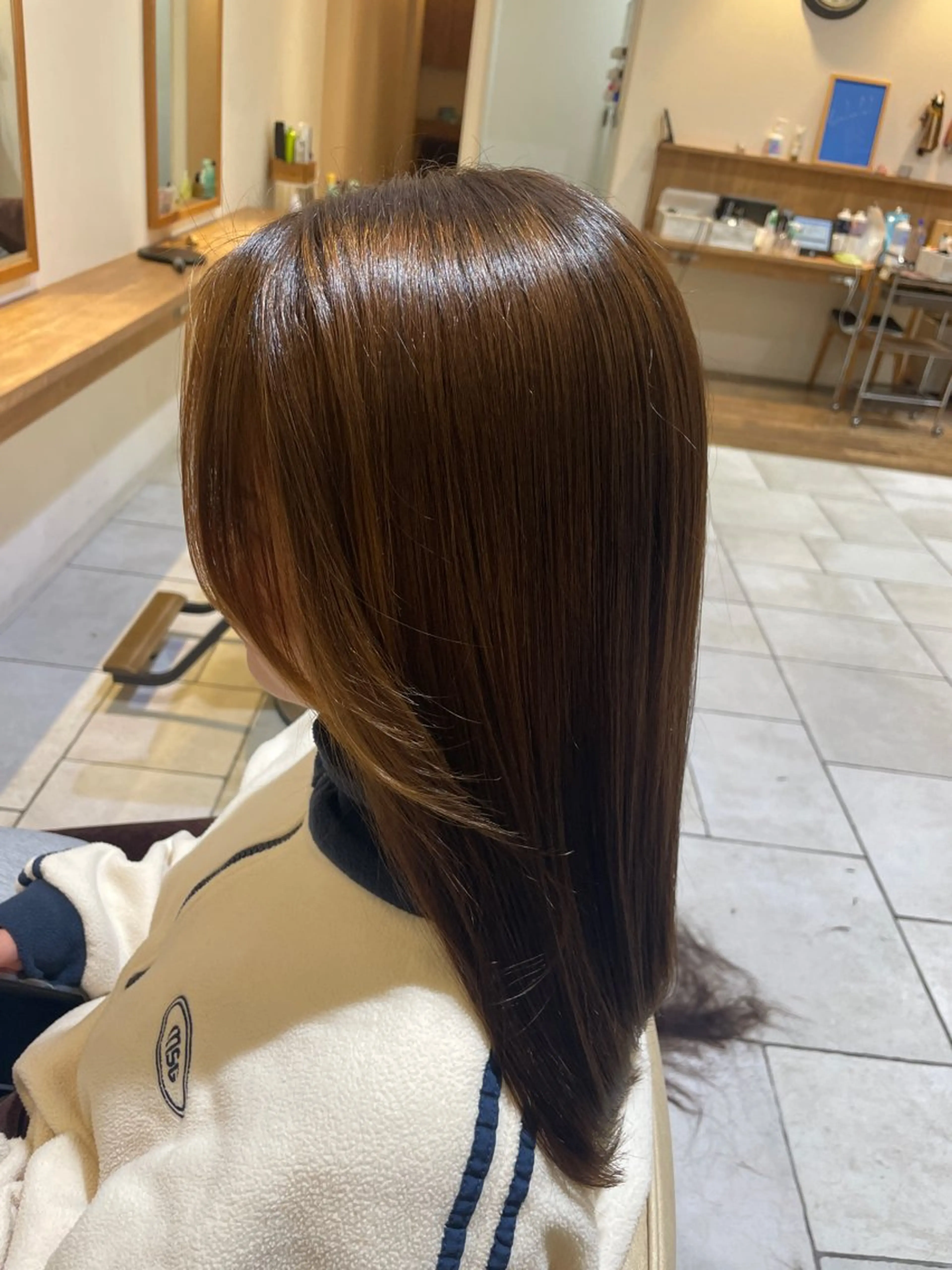 ミディアム ミニハラ miniharaのヘアスタイル