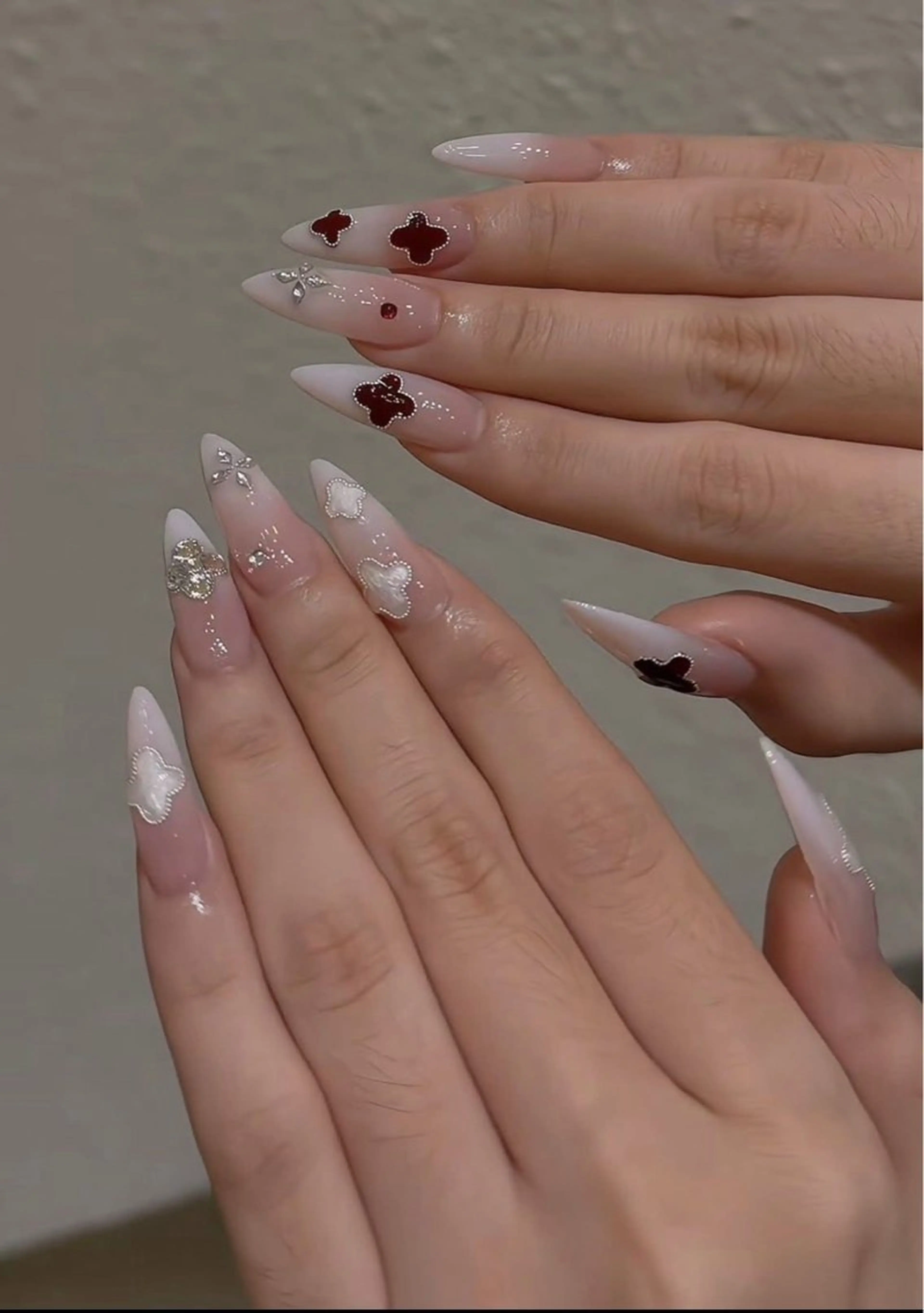 ネイル ハンドネイル T.Lee Nail Lilyのネイルデザイン