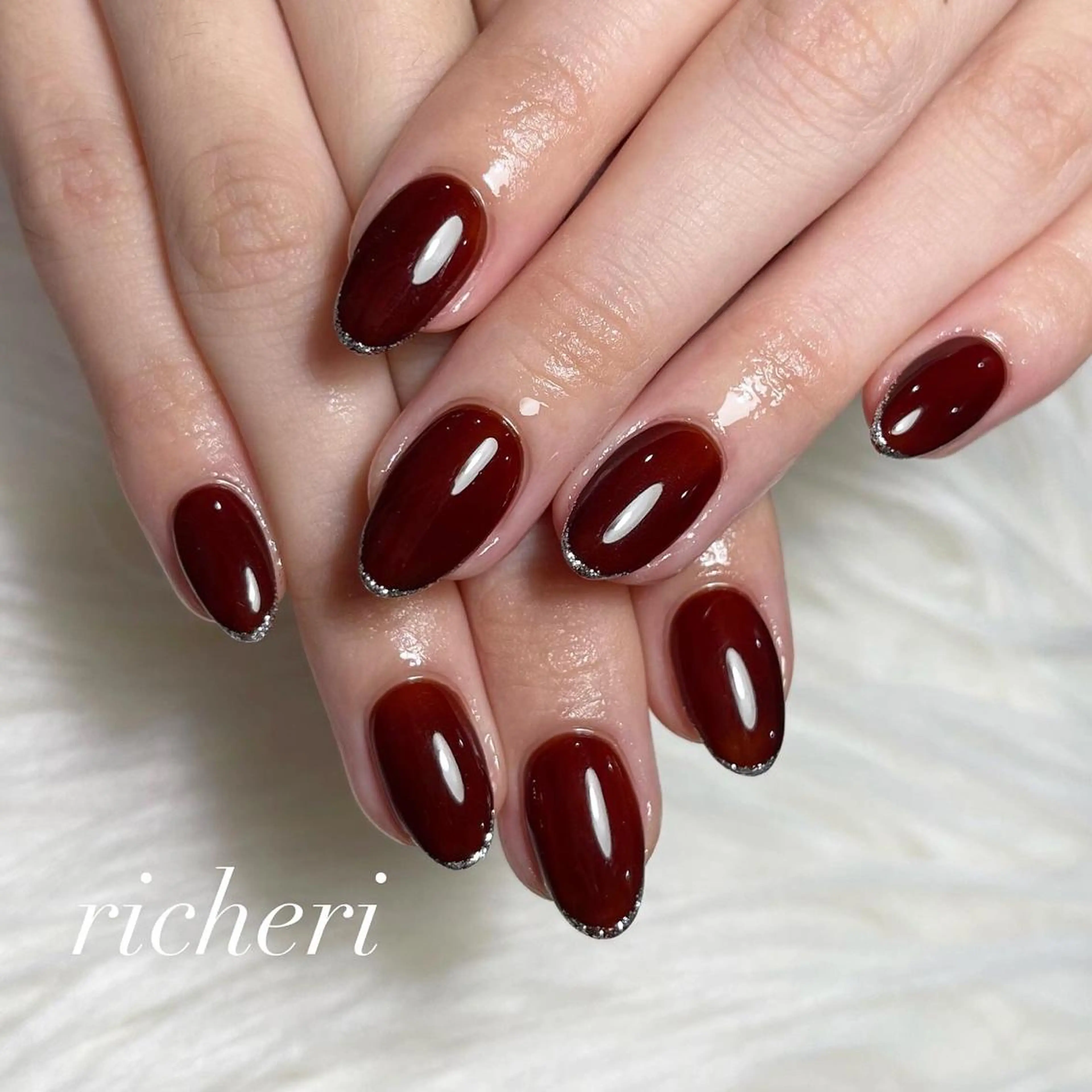 ミディアム ネイル 韓国風ヘア アートネイル ブラウン フレンチネイル ジェルネイル richeri beautyのエステ・リラクイメージ