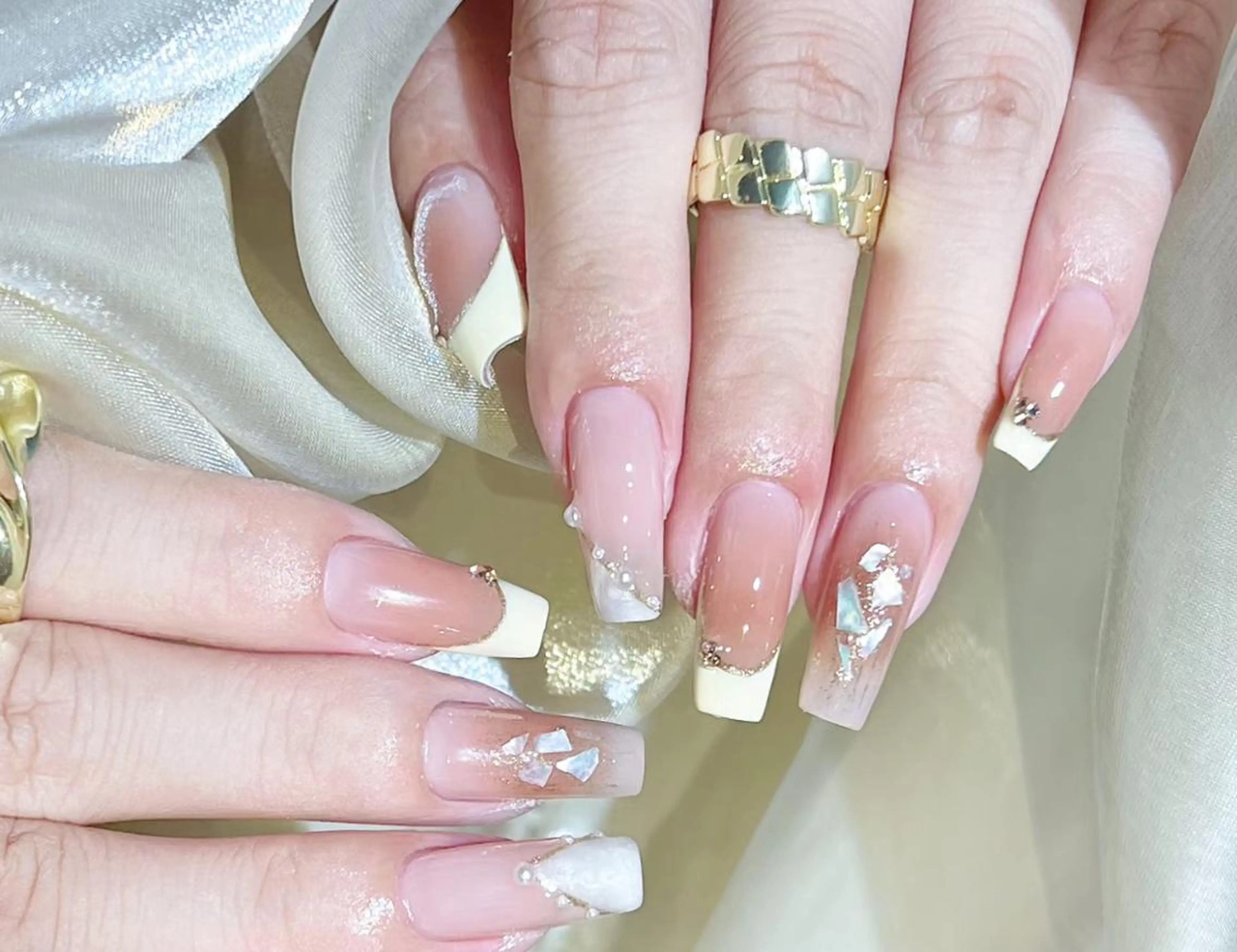 ネイル ハンドネイル エリ🫧 nail池袋東口のネイルデザイン