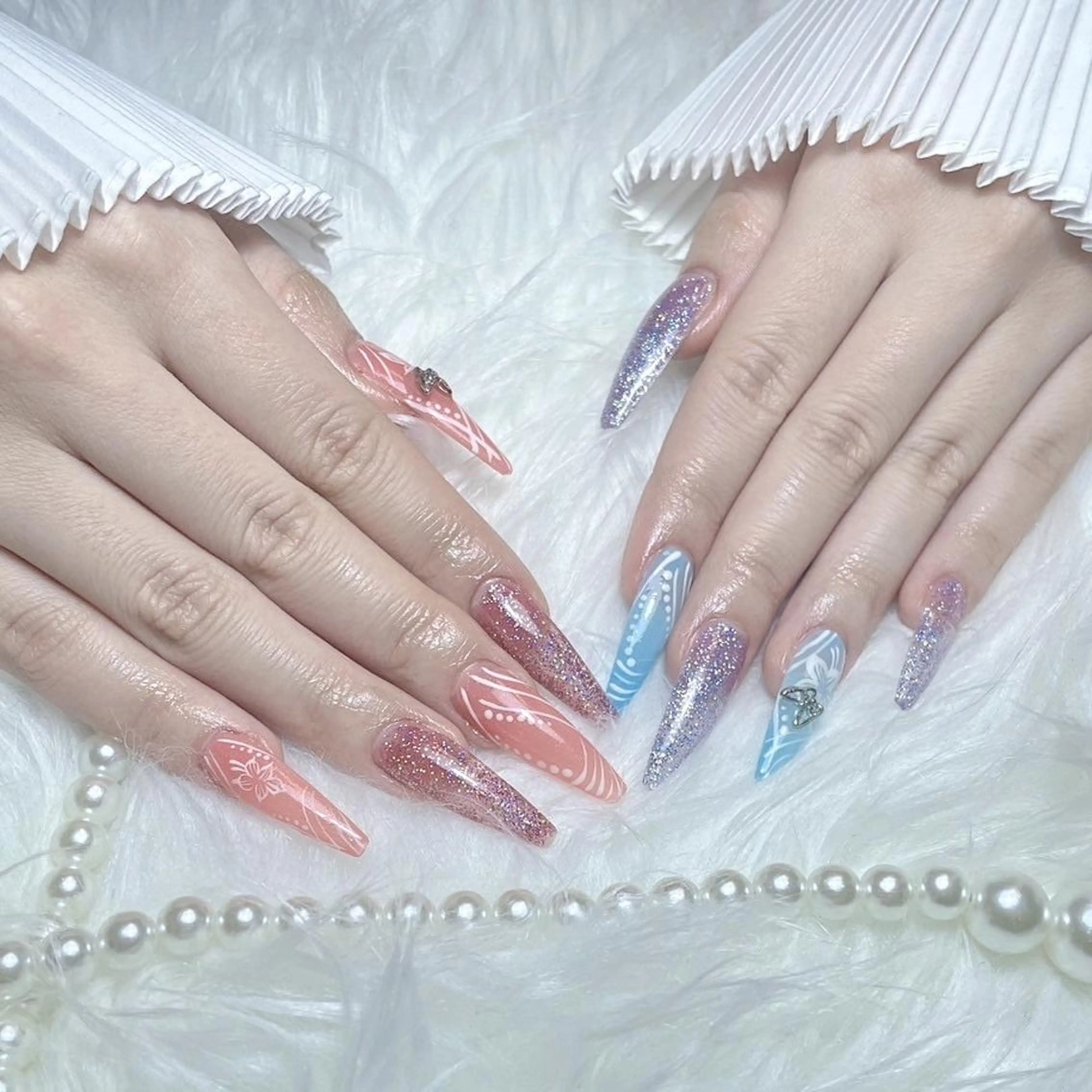 ネイル RAFFINE haru🦋🩵のネイルデザイン