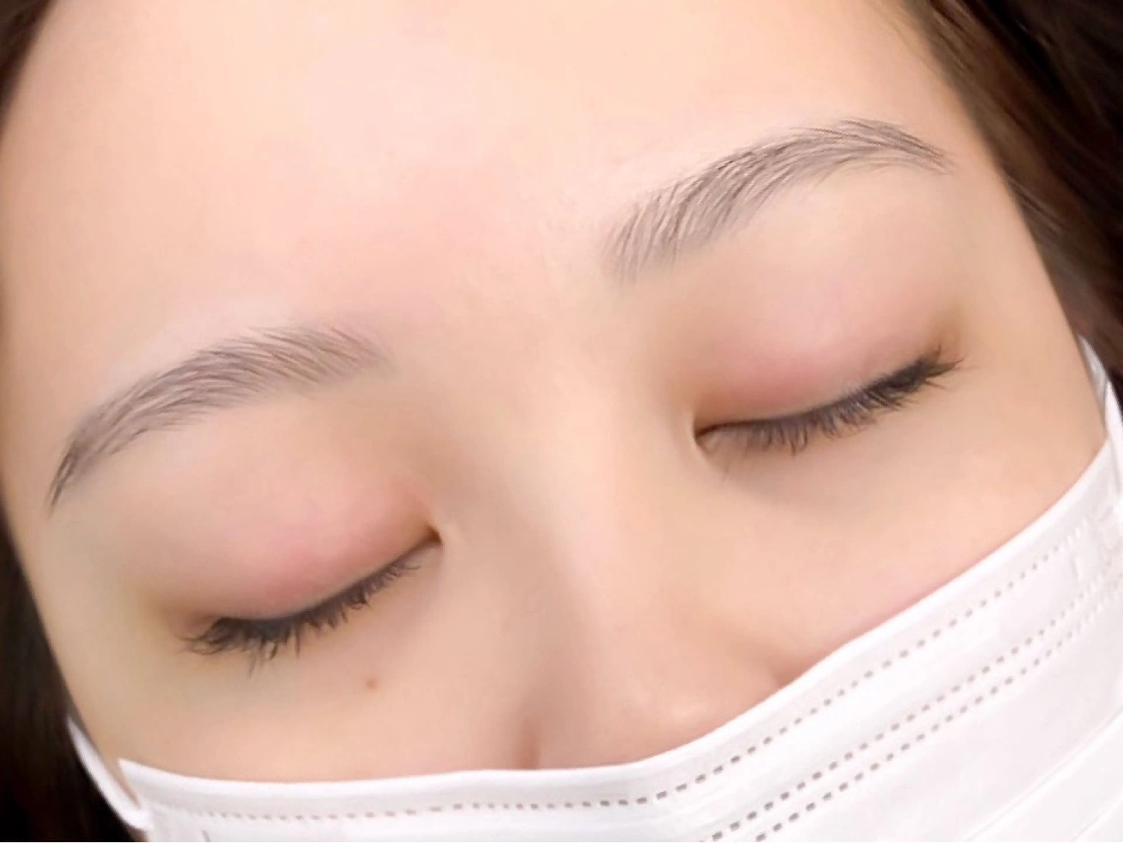 【ハリウッドブロウリフト💭💕】 眉毛パーマ+眉WAX脱毛の写真