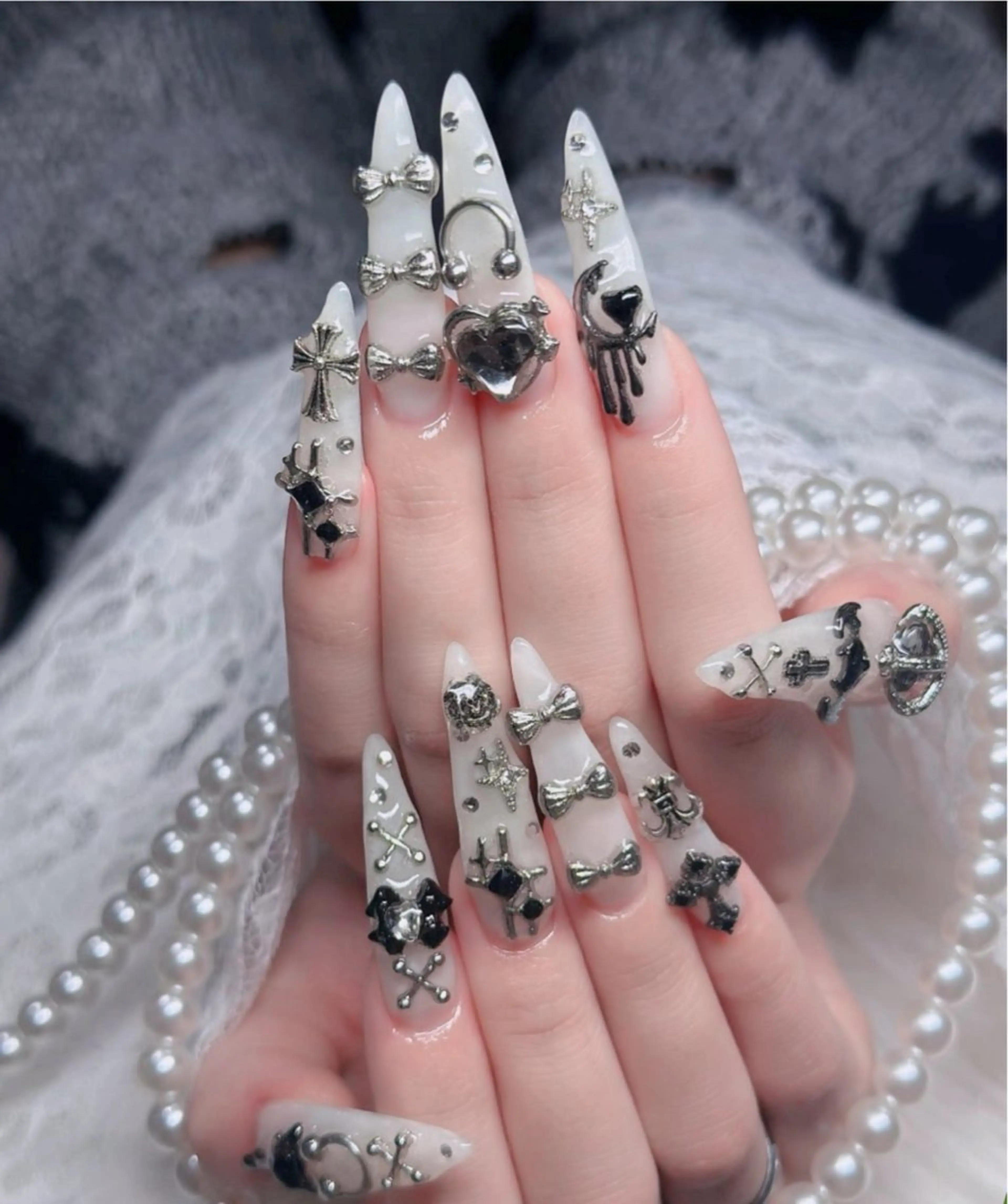 ネイル ハンドネイル HIN NAILのネイルデザイン