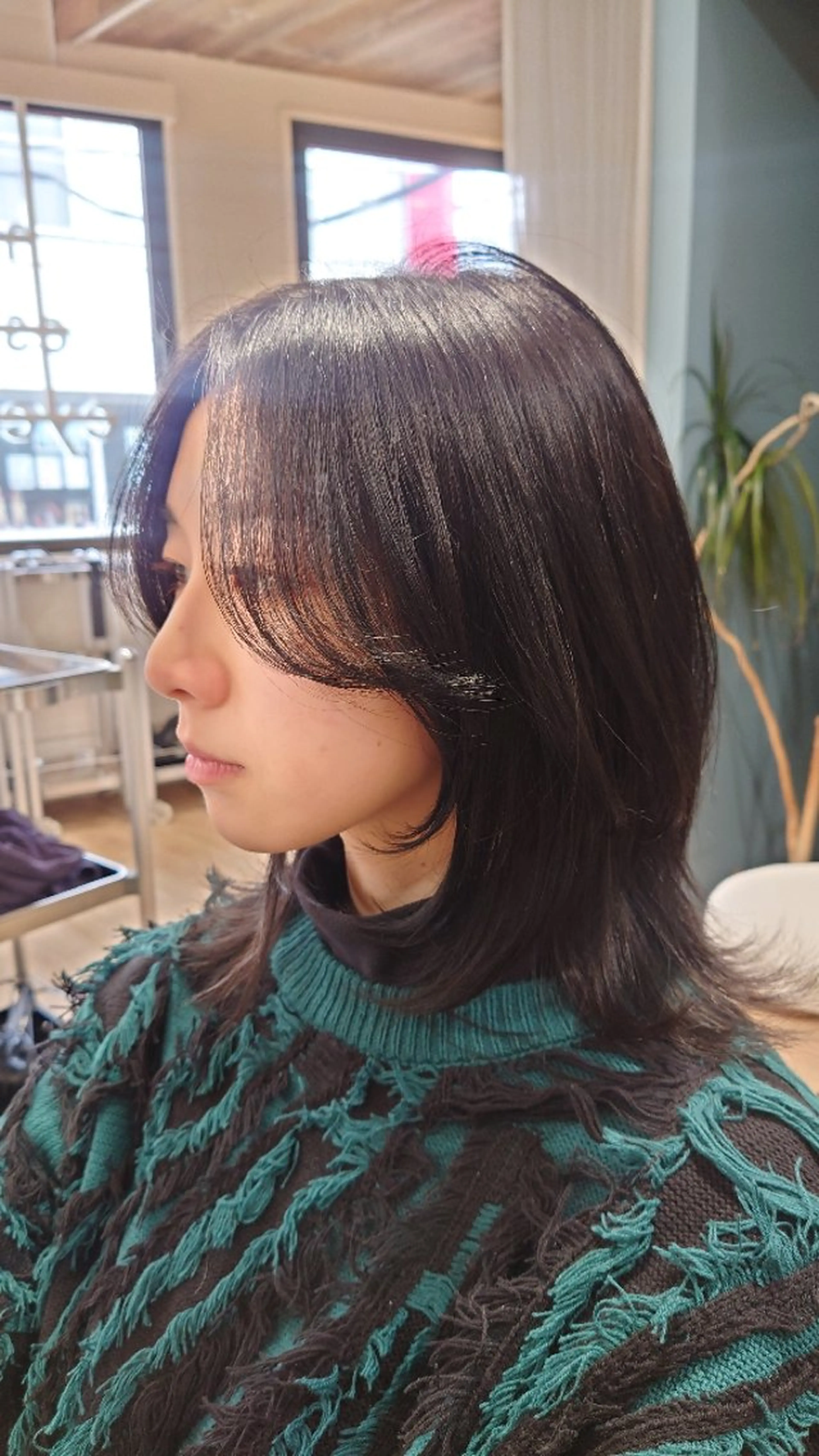 ミディアム ミディアムレイヤー 天使の羽バング・フェザーバング 韓国風ヘア レイヤーカット ウルフカット CESLIONS祐天寺所属・田中将平【 サロンマネージャー】のヘアスタイル