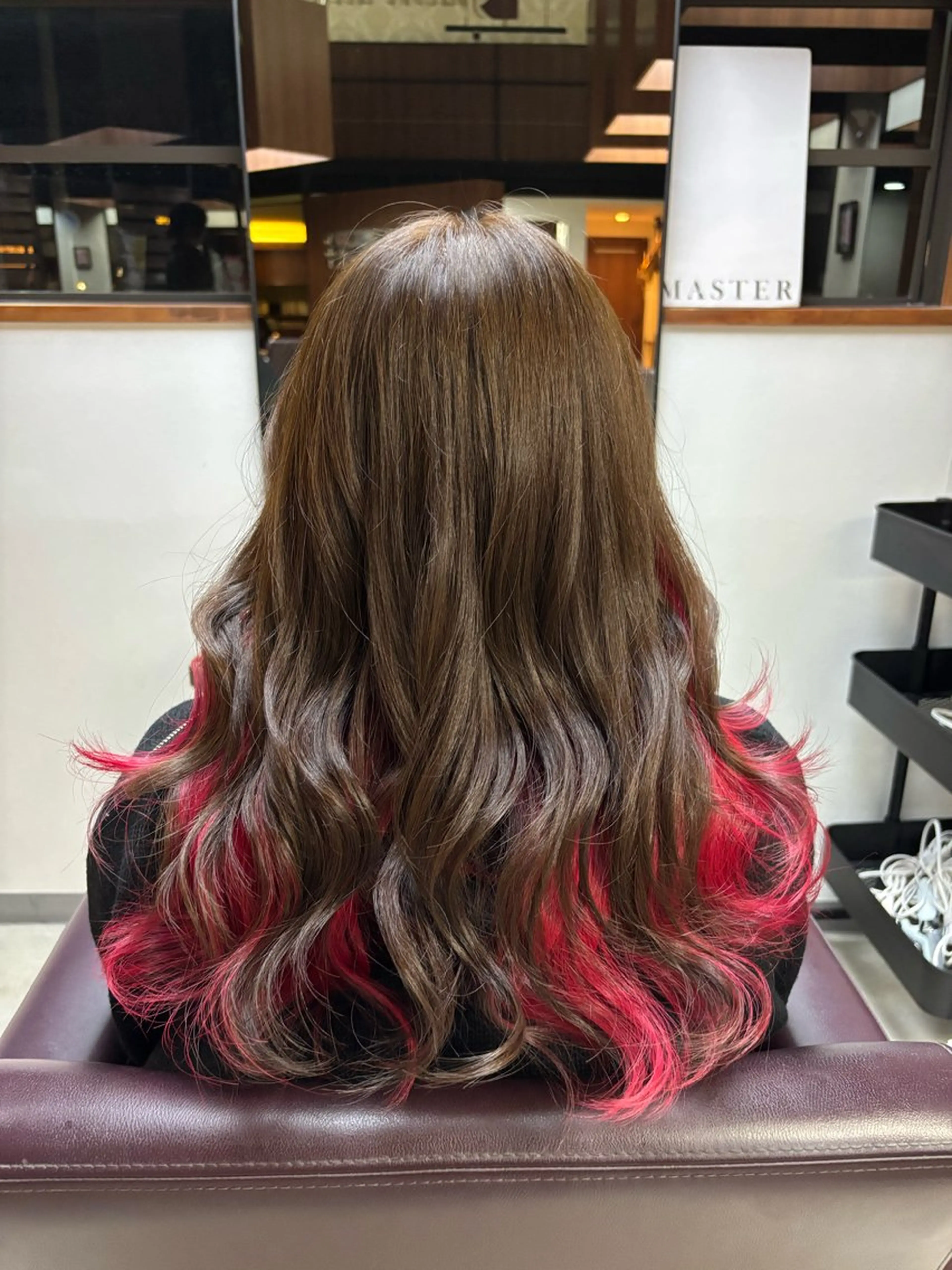 ロング カラー インナーカラー 古田 穂香/似合わせカラーのヘアスタイル