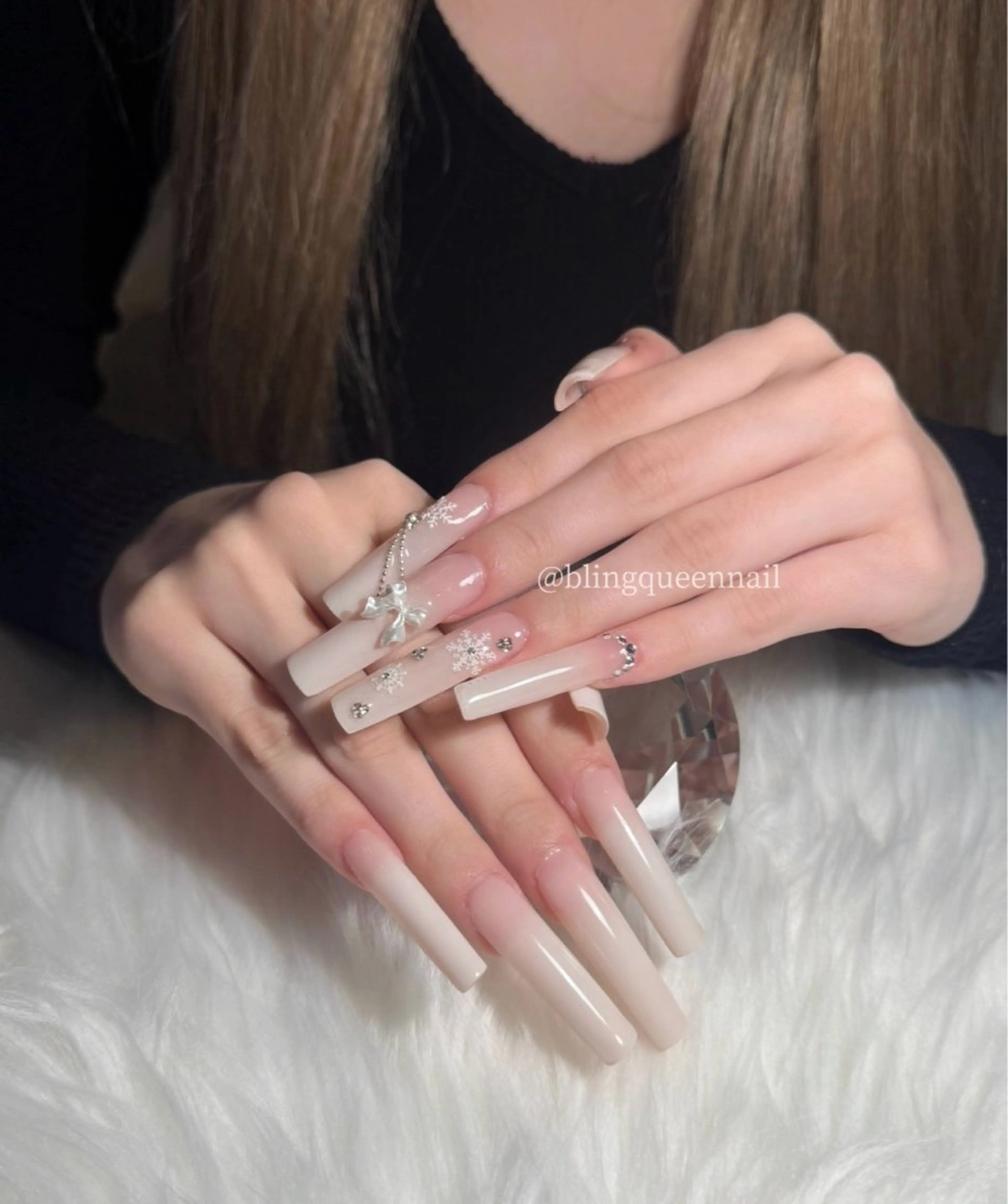 ネイル ロングネイル シンプルネイル 田中 優衣のネイルデザイン