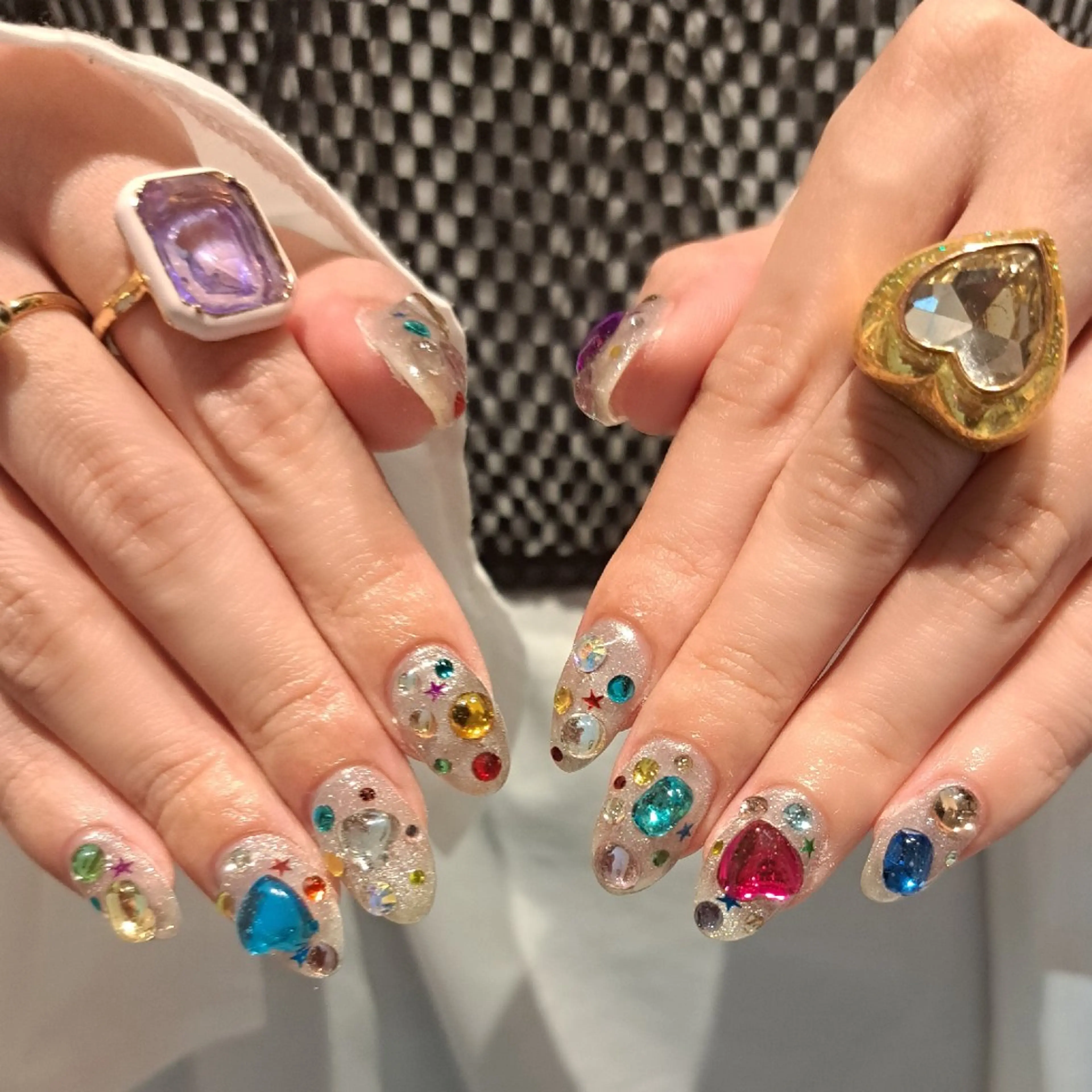 ネイル アートネイル ジェルネイル キラキラネイル 持ち込み Nail mood デザイン持ち込みokのネイルデザイン