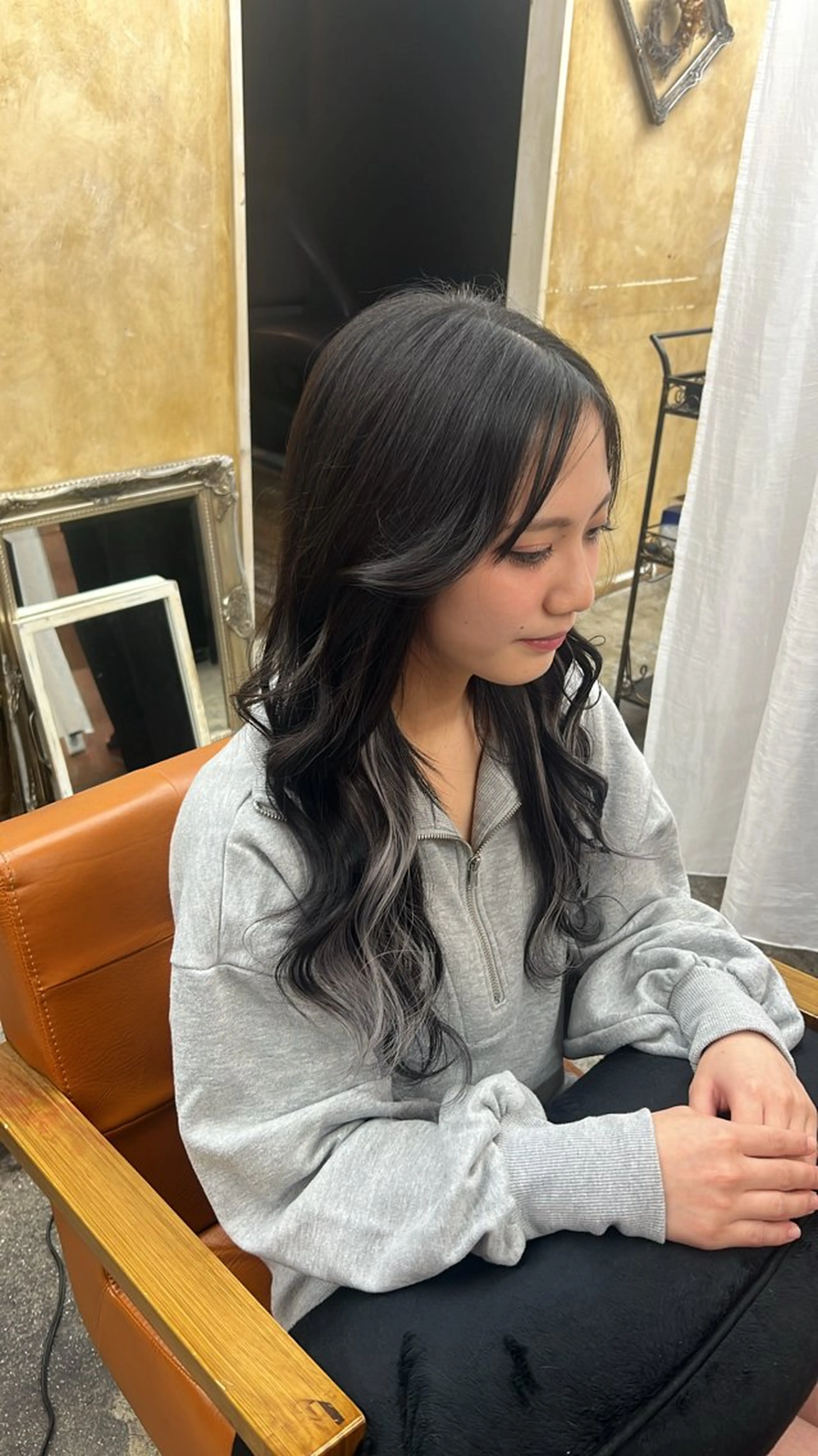 ロング エクステ ともざねゆか UniQ/岡山駅のヘアスタイル