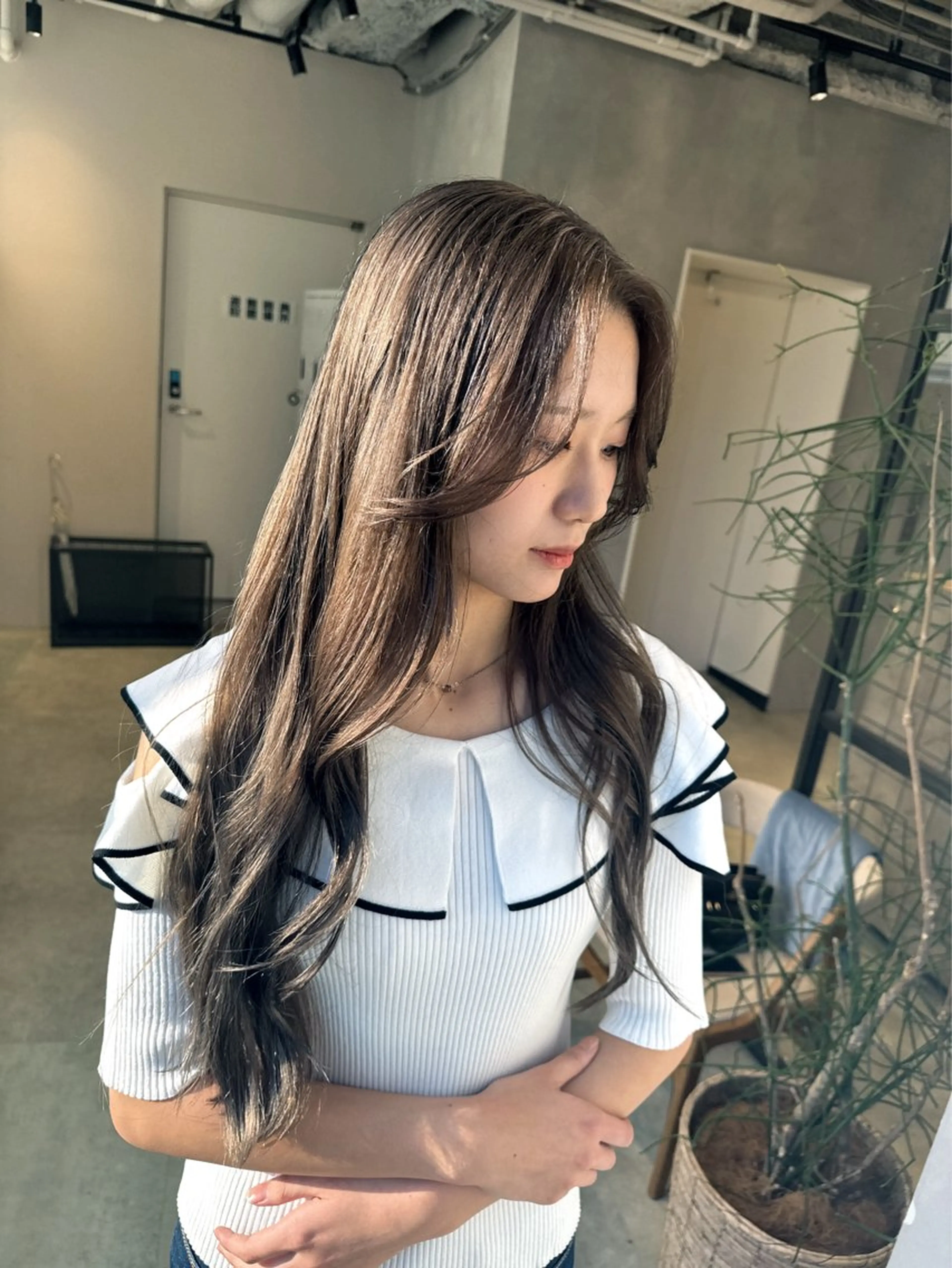 カラー 透明感カラー グレージュ シアーグレージュ カット ヘアカラー トリートメント 透明感カラー✨艶髪 制作🌱山根あゆみのヘアスタイル