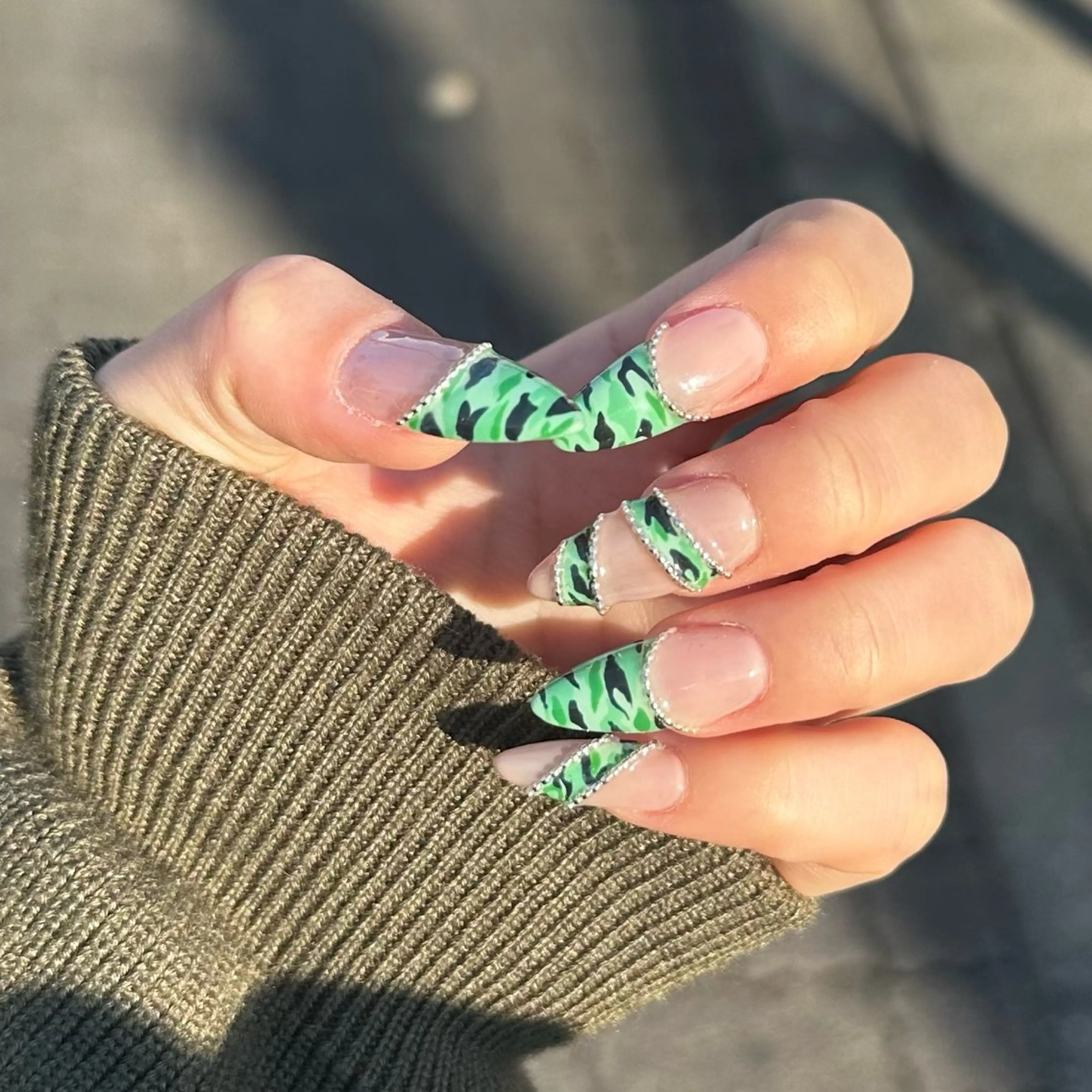 ネイル ハンドネイル フットネイル YukaRyu /癖デザインのネイルデザイン