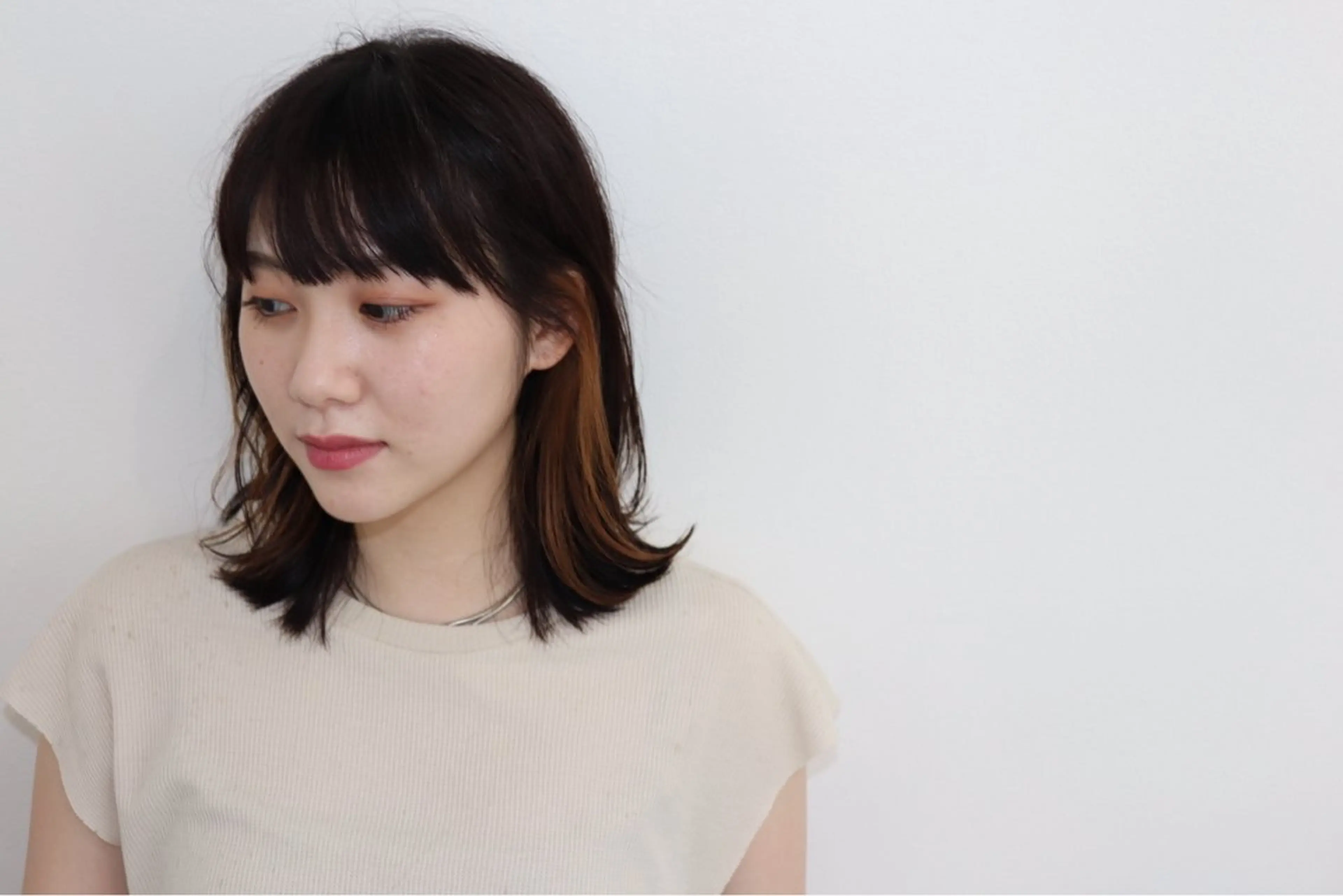 ミディアム カラー インナーカラー ヘアカラー トリートメント CARICIA 白木 由里加/新栄のヘアスタイル