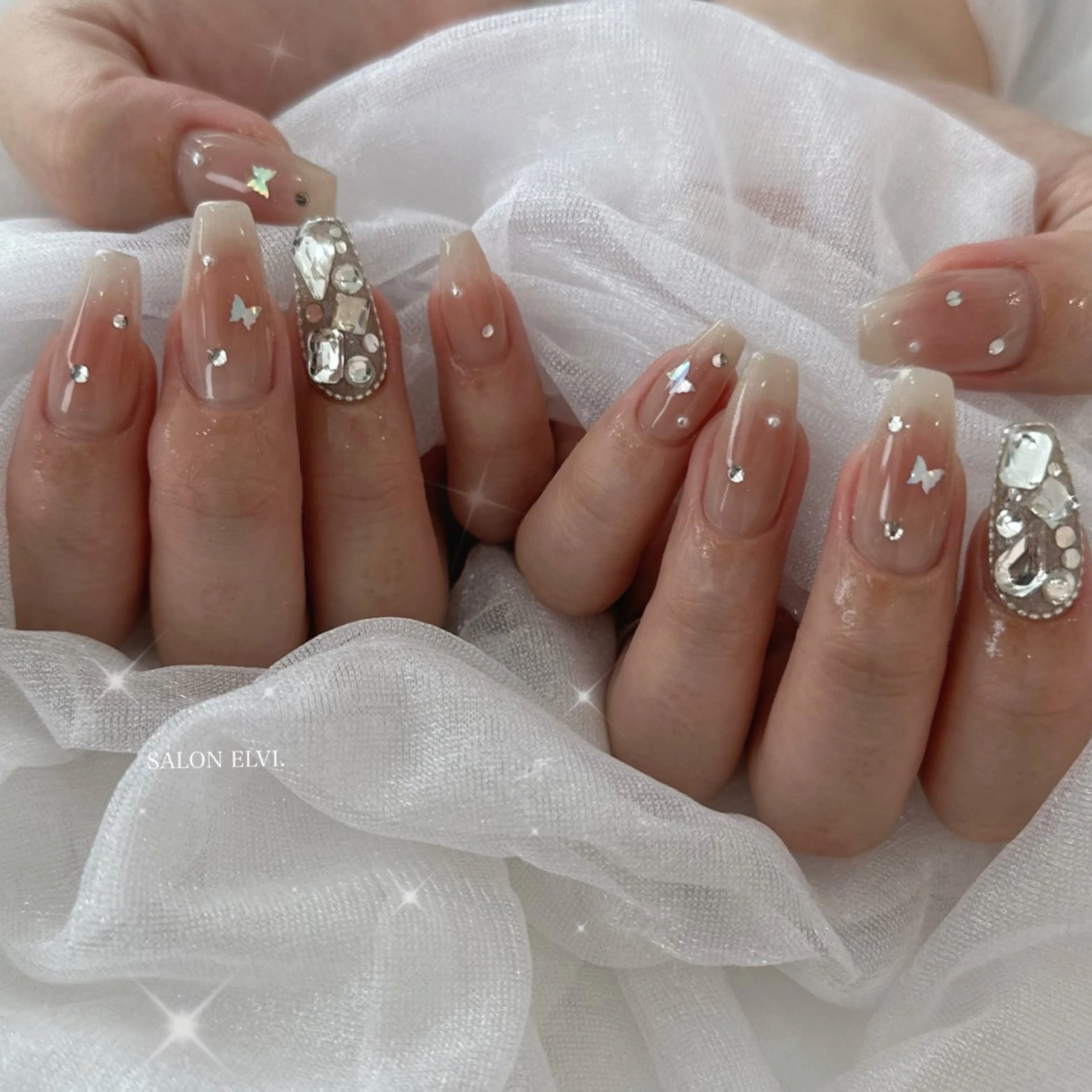 ネイル SALON ELVI.のネイルデザイン